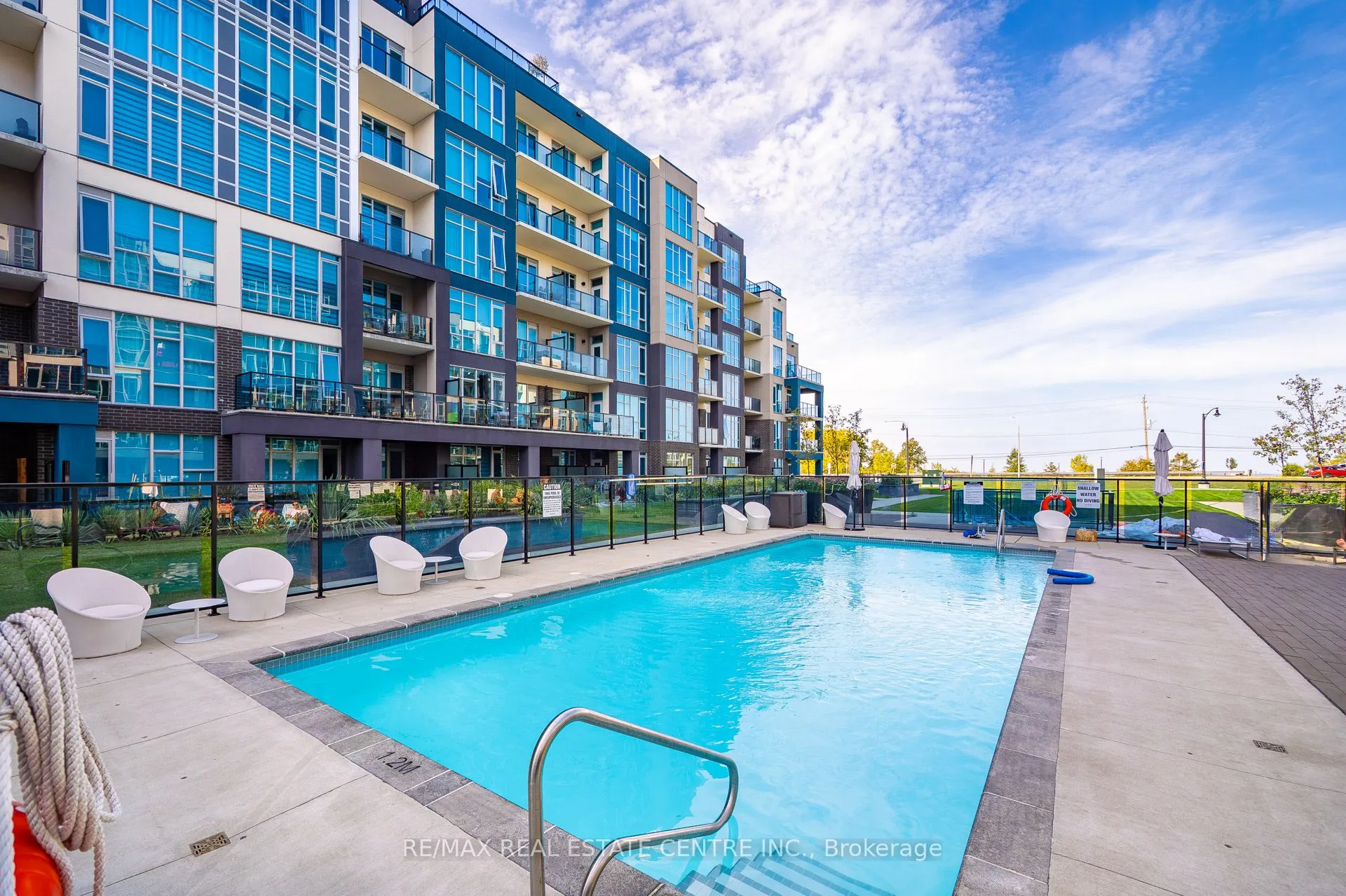 16 Concord Place, #402