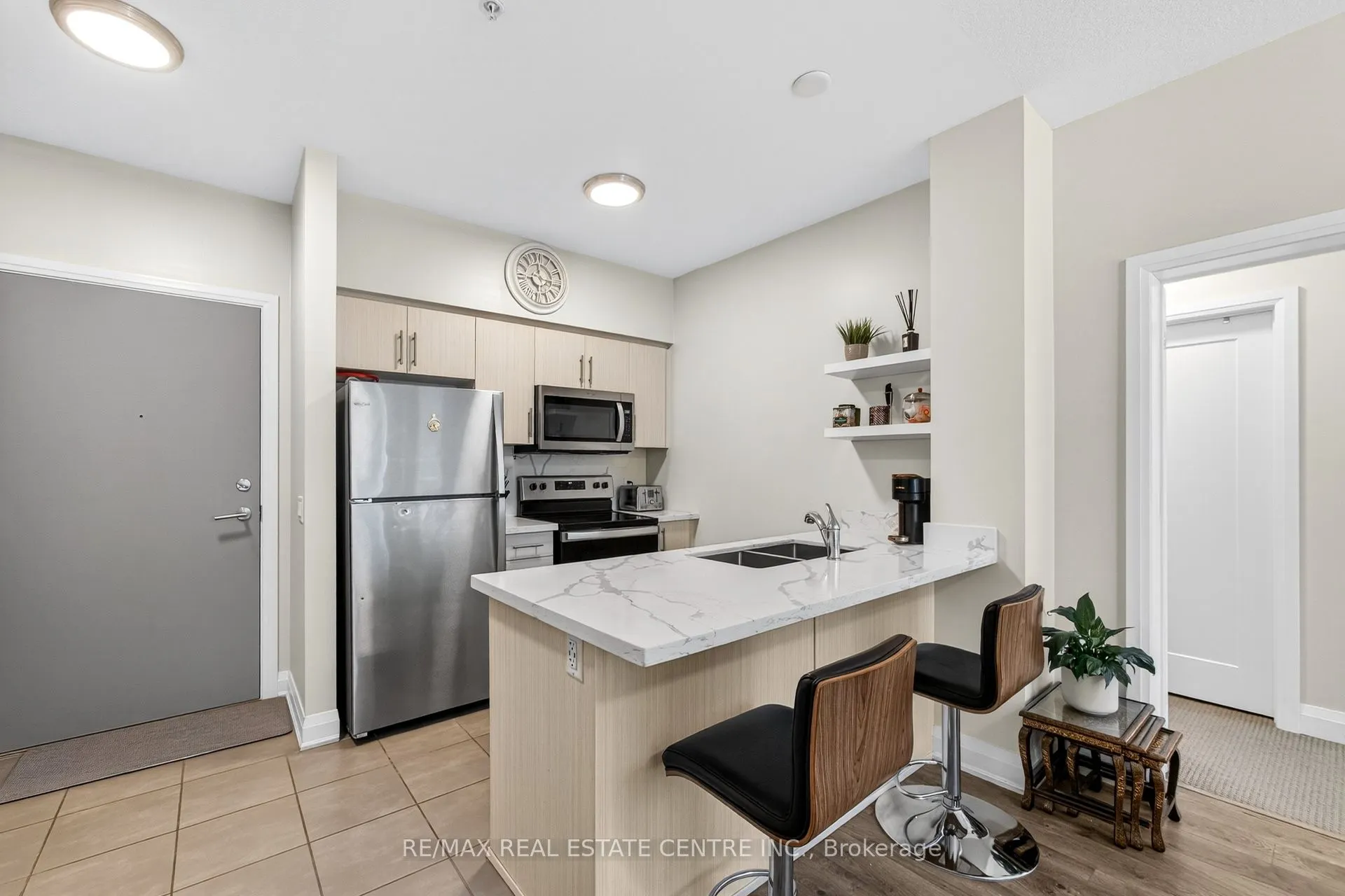 16 Concord Place, #402