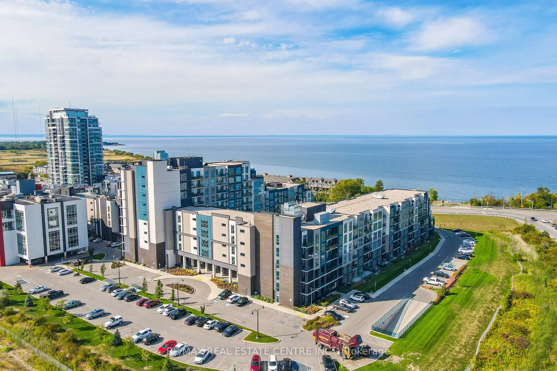 16 Concord Place, #402