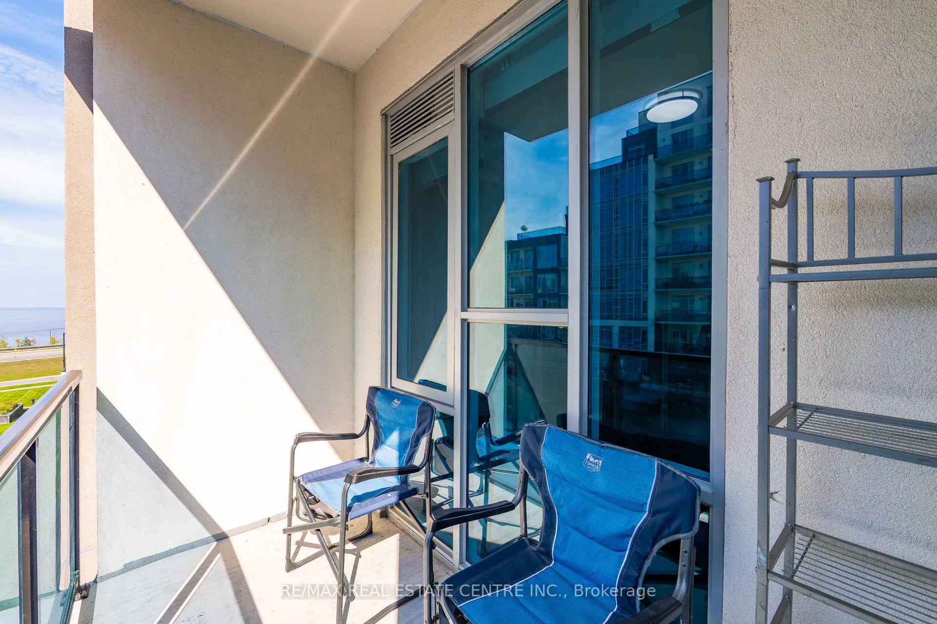 16 Concord Place, #402