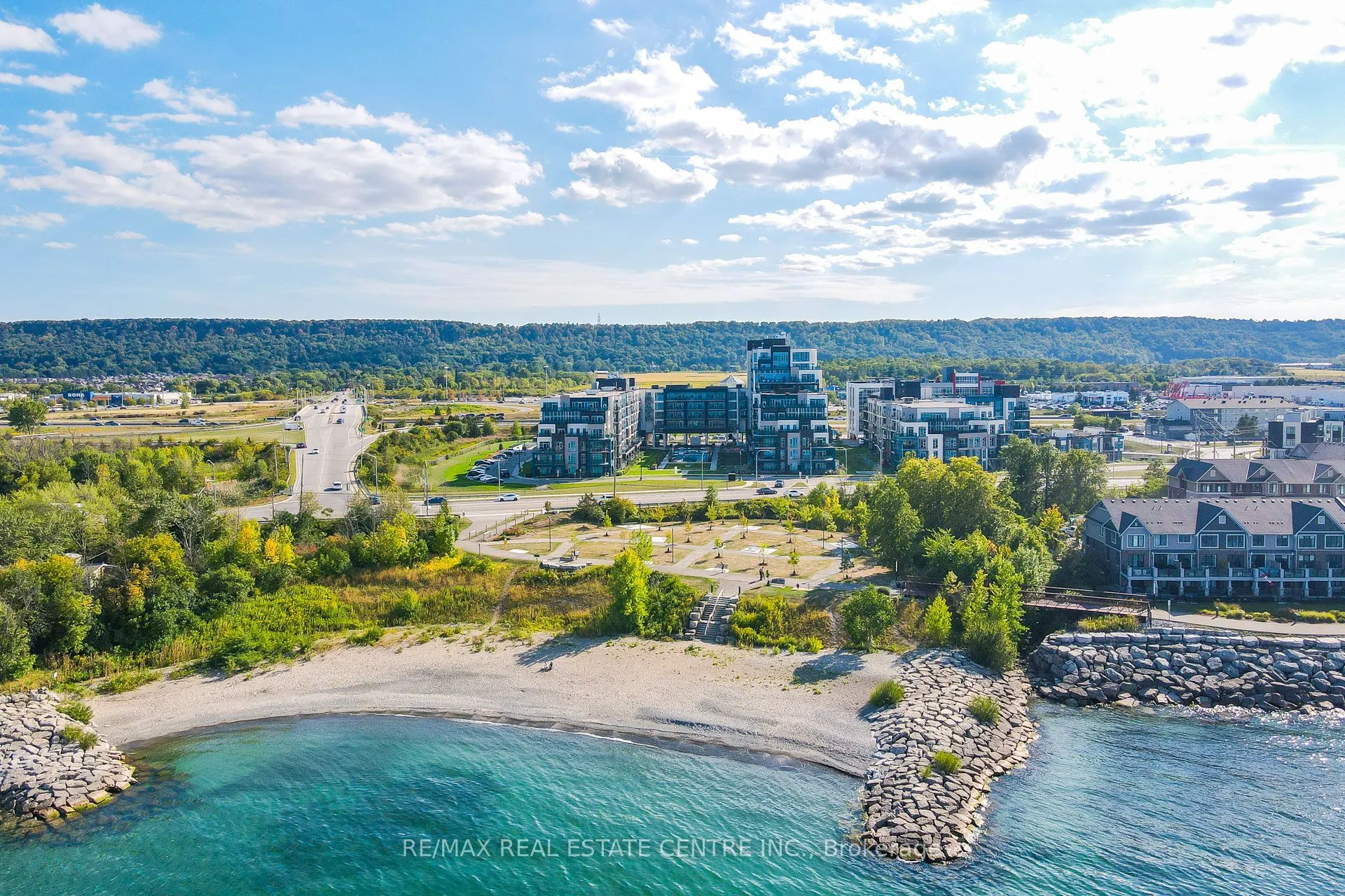 16 Concord Place, #402