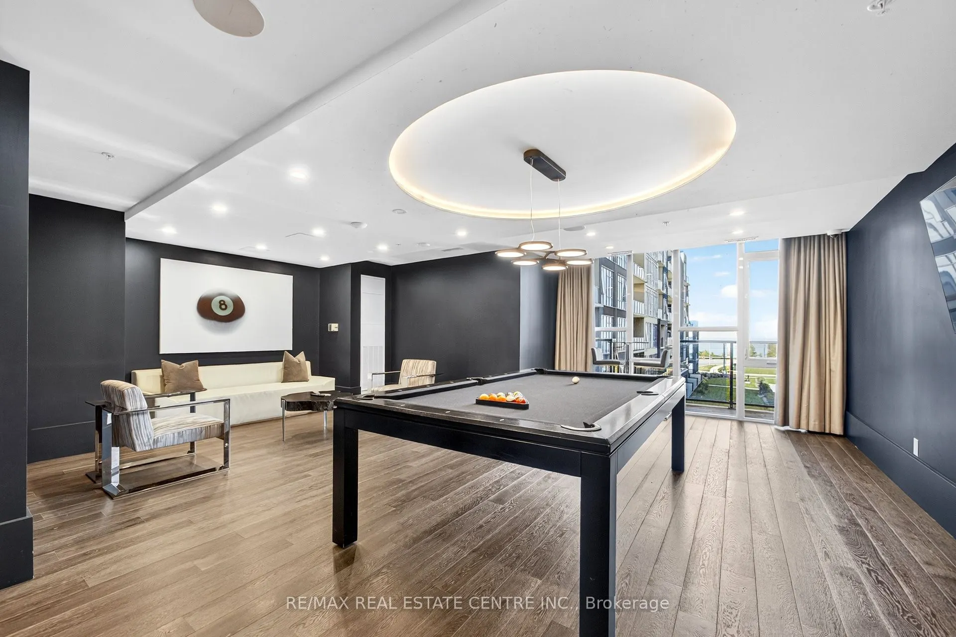 16 Concord Place, #402