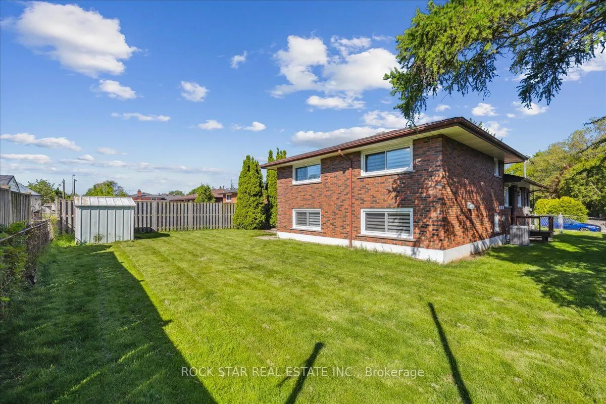 258 Pottruff Road N, #UPPER
