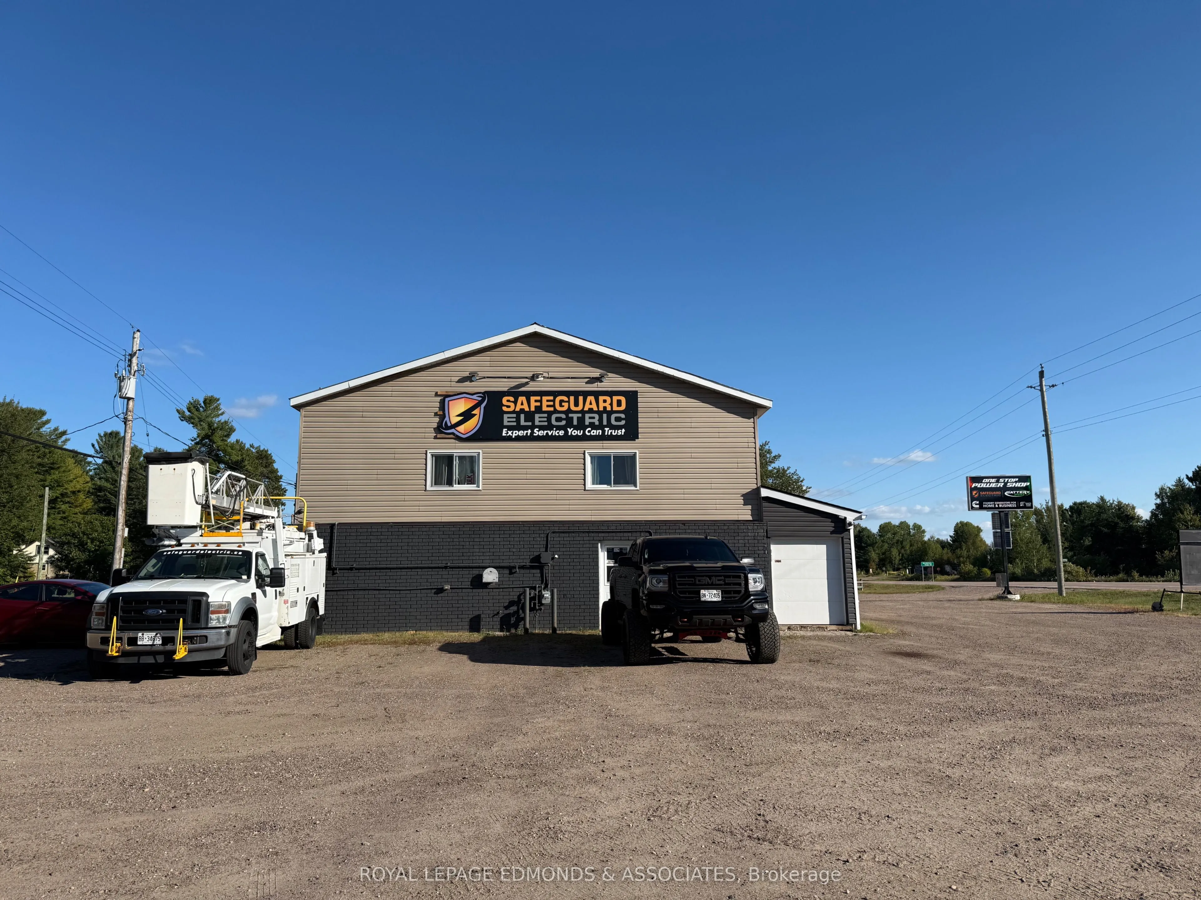 2551 Petawawa Boulevard