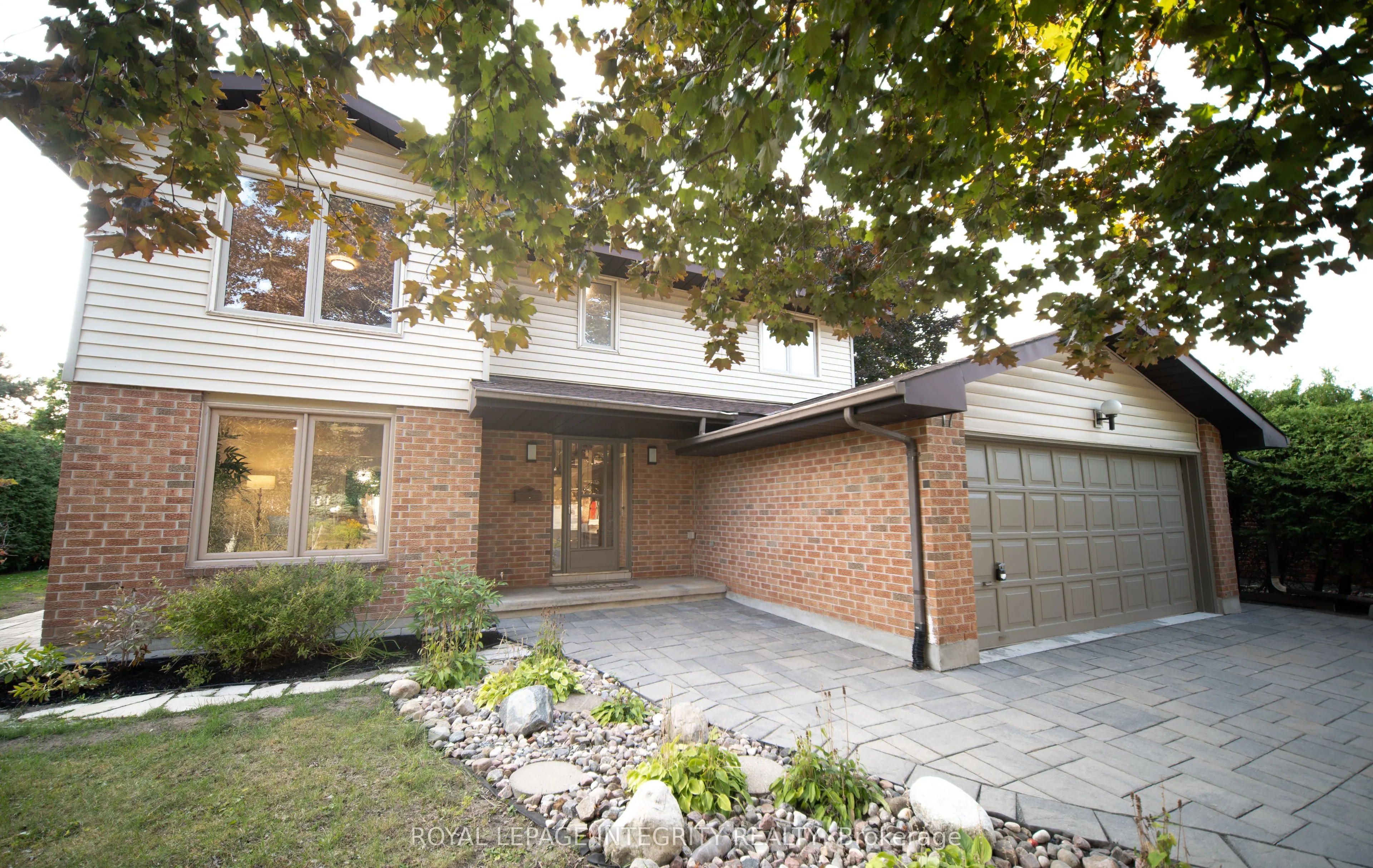 17 MCCLURE Crescent
