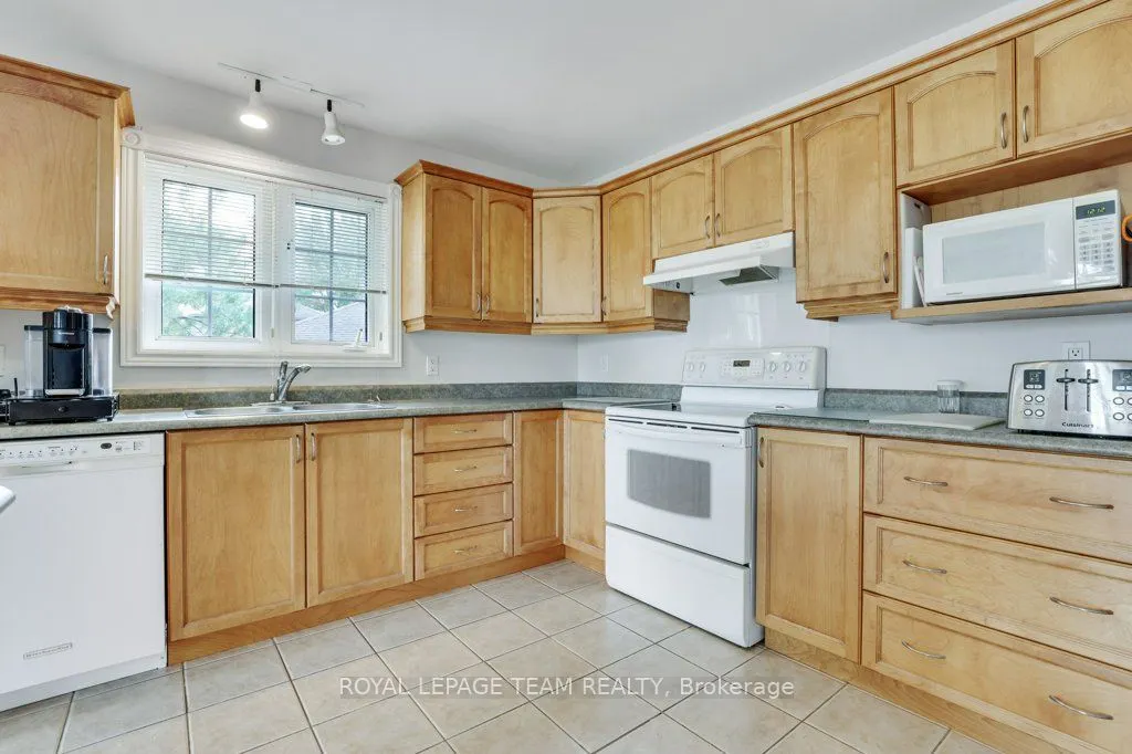 2120 Trailwood Drive