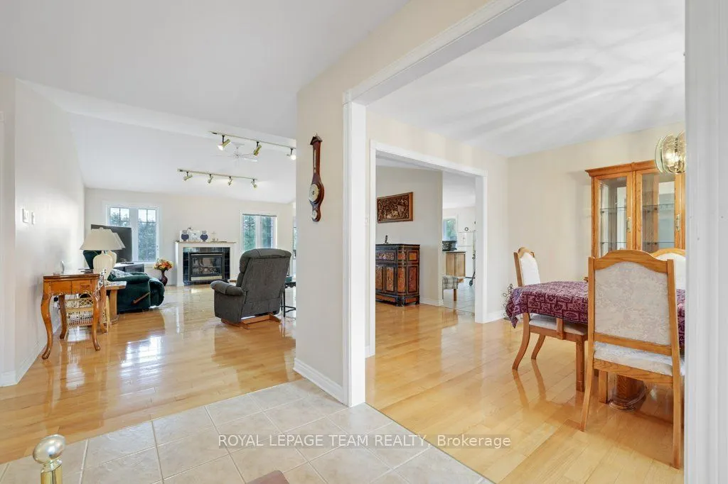 2120 Trailwood Drive