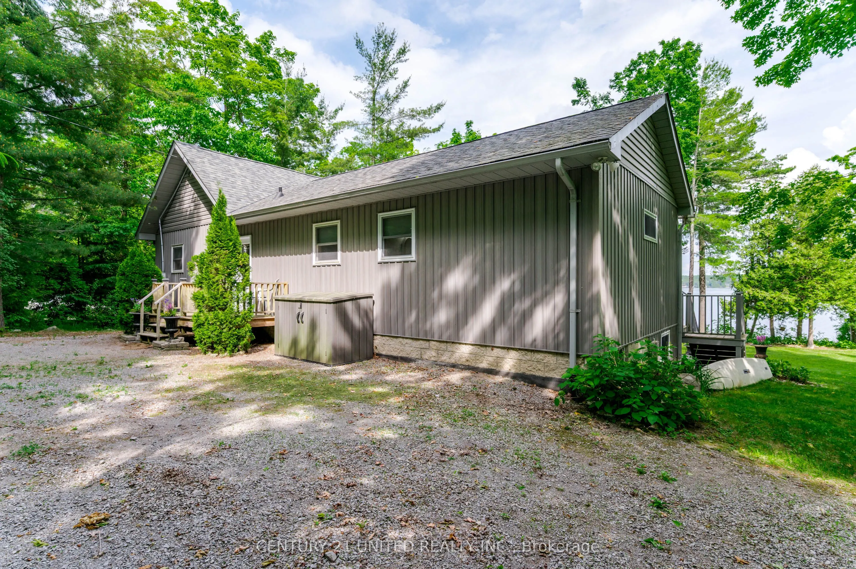 3069 Clear Lake Road W