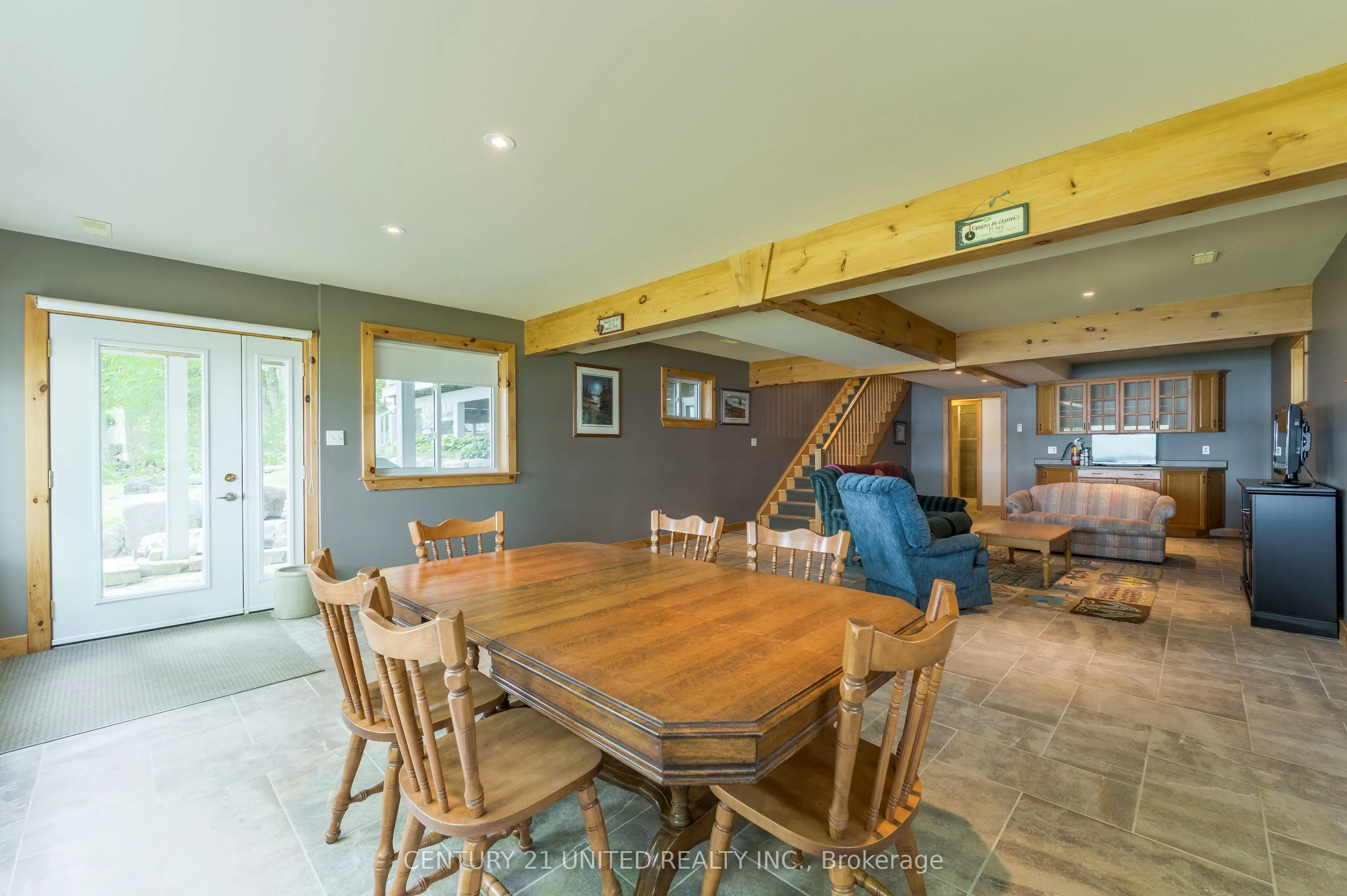 3069 Clear Lake Road W