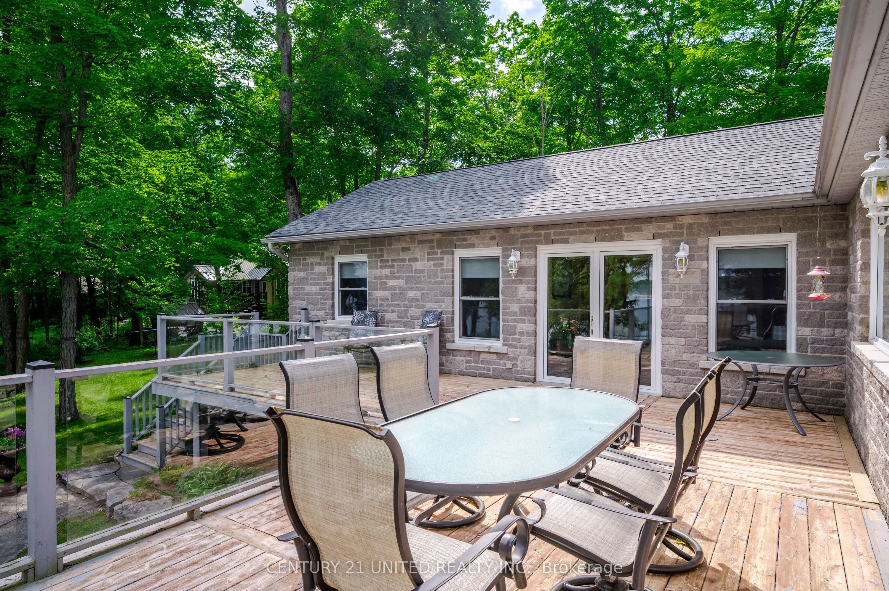 3069 Clear Lake Road W