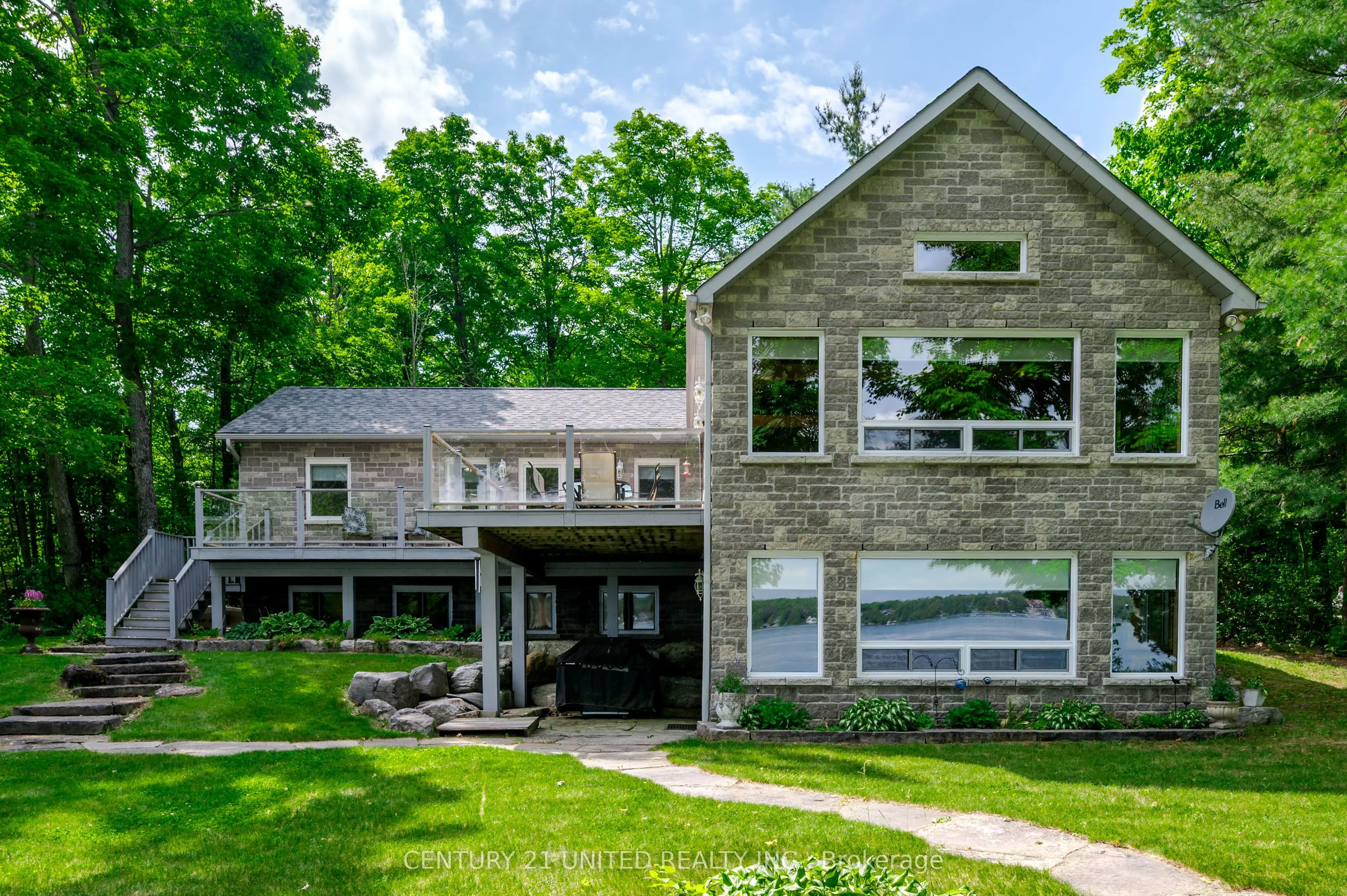 3069 Clear Lake Road W