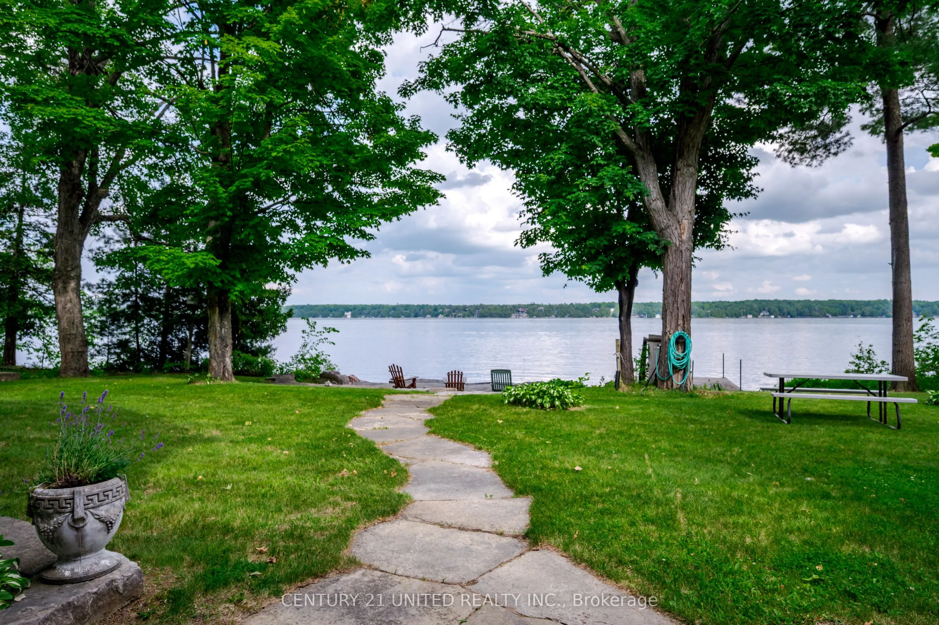 3069 Clear Lake Road W