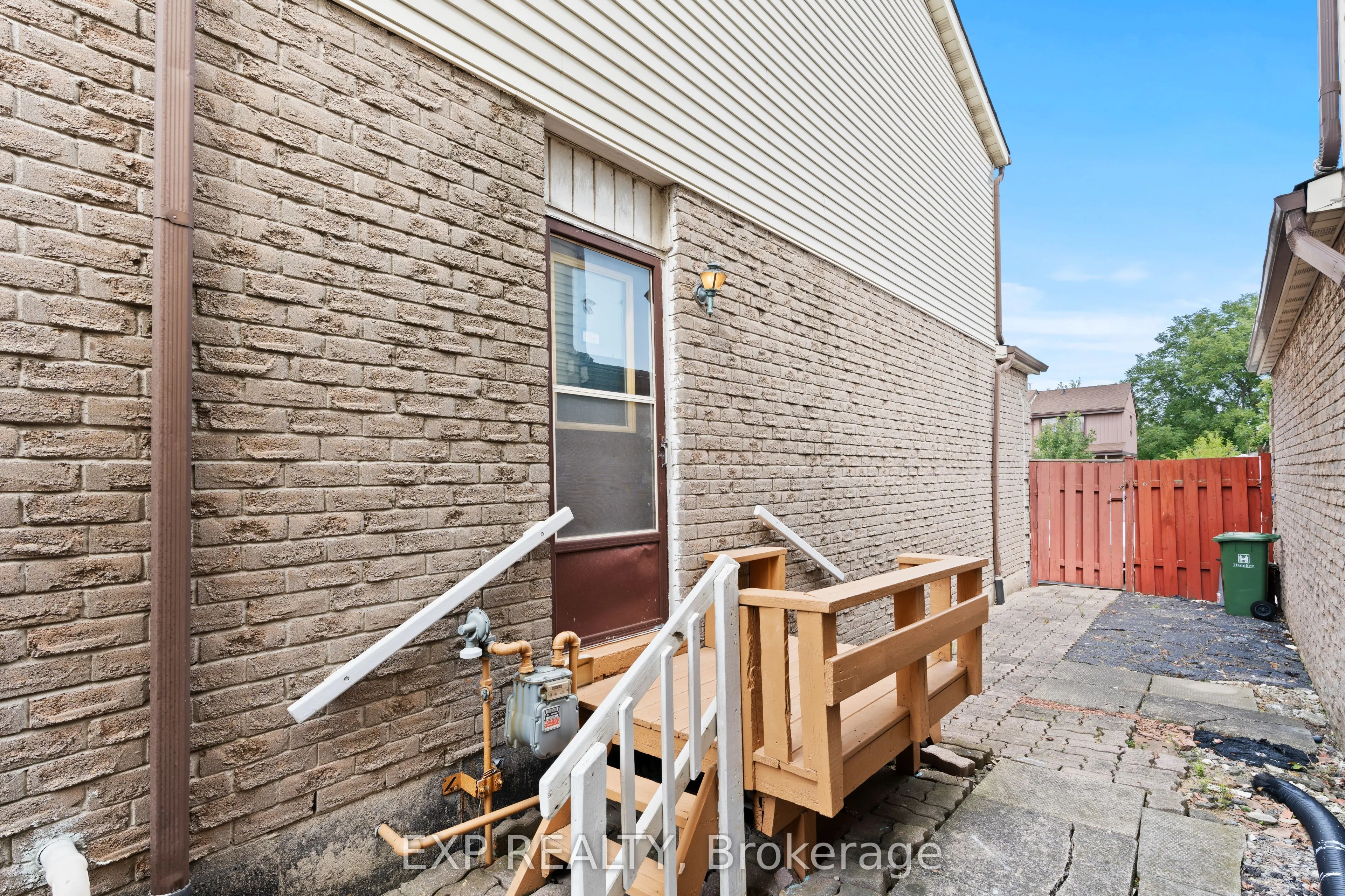 366 Franklin Road