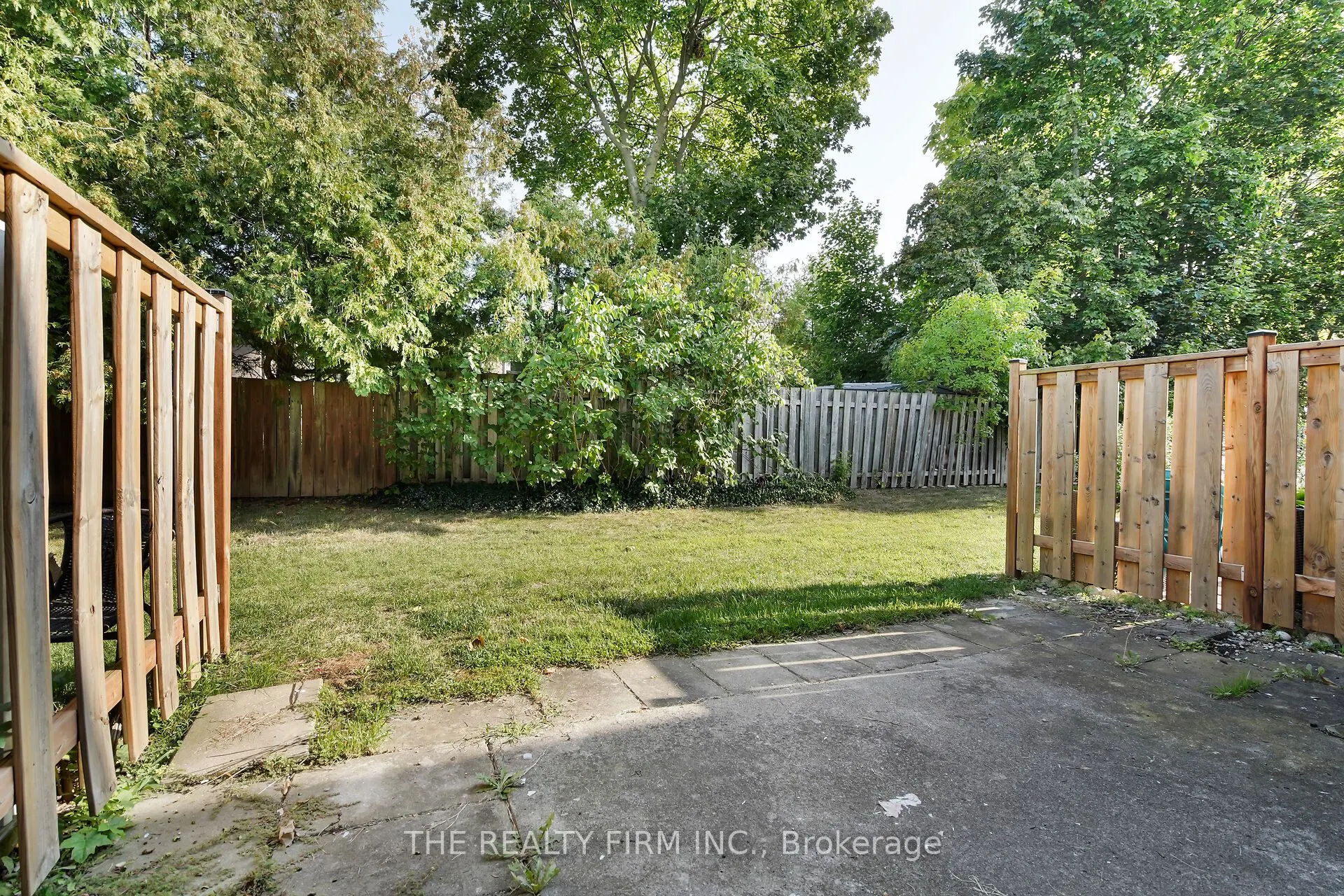 75 Gatewood Place S, #20