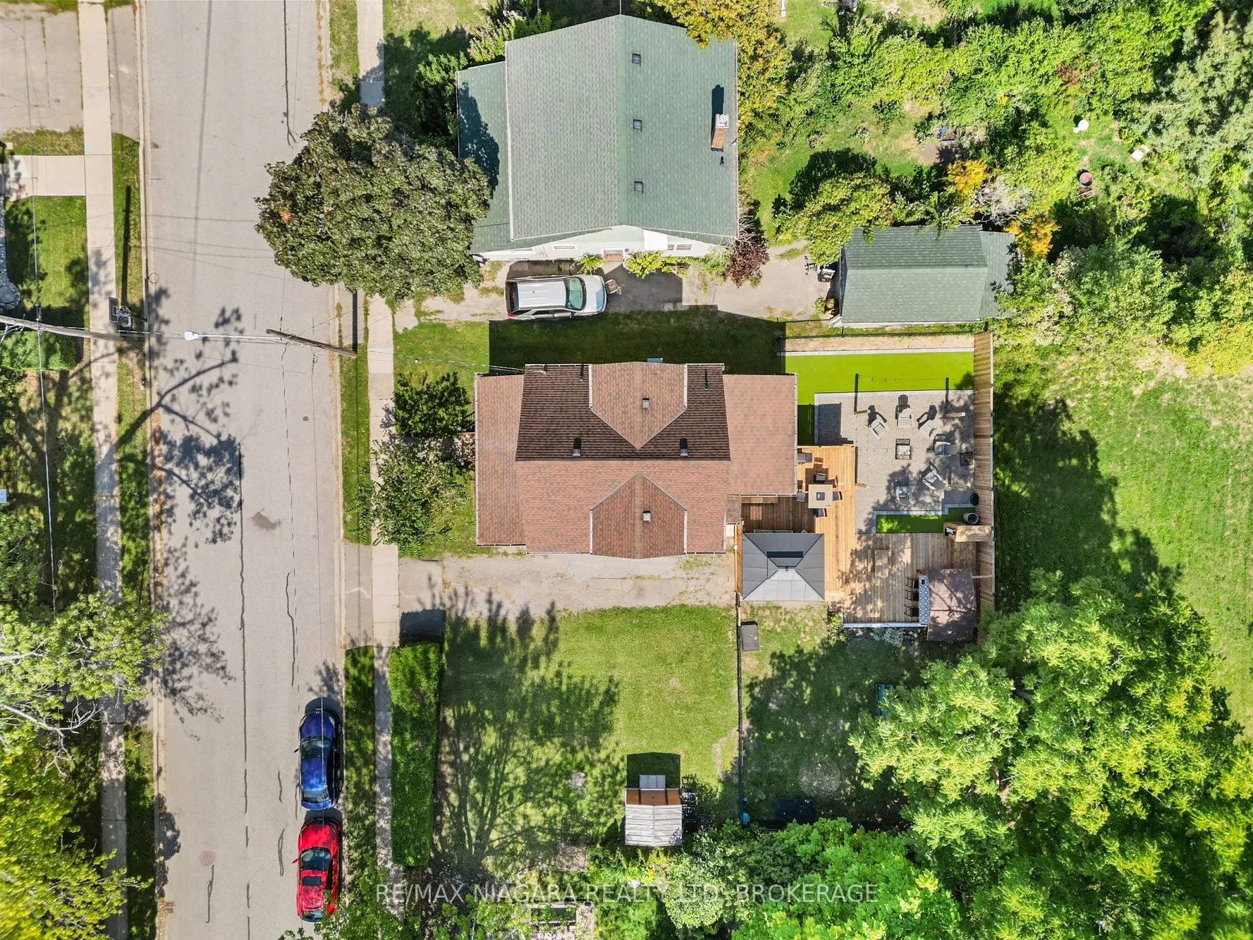 80 Robinson Street