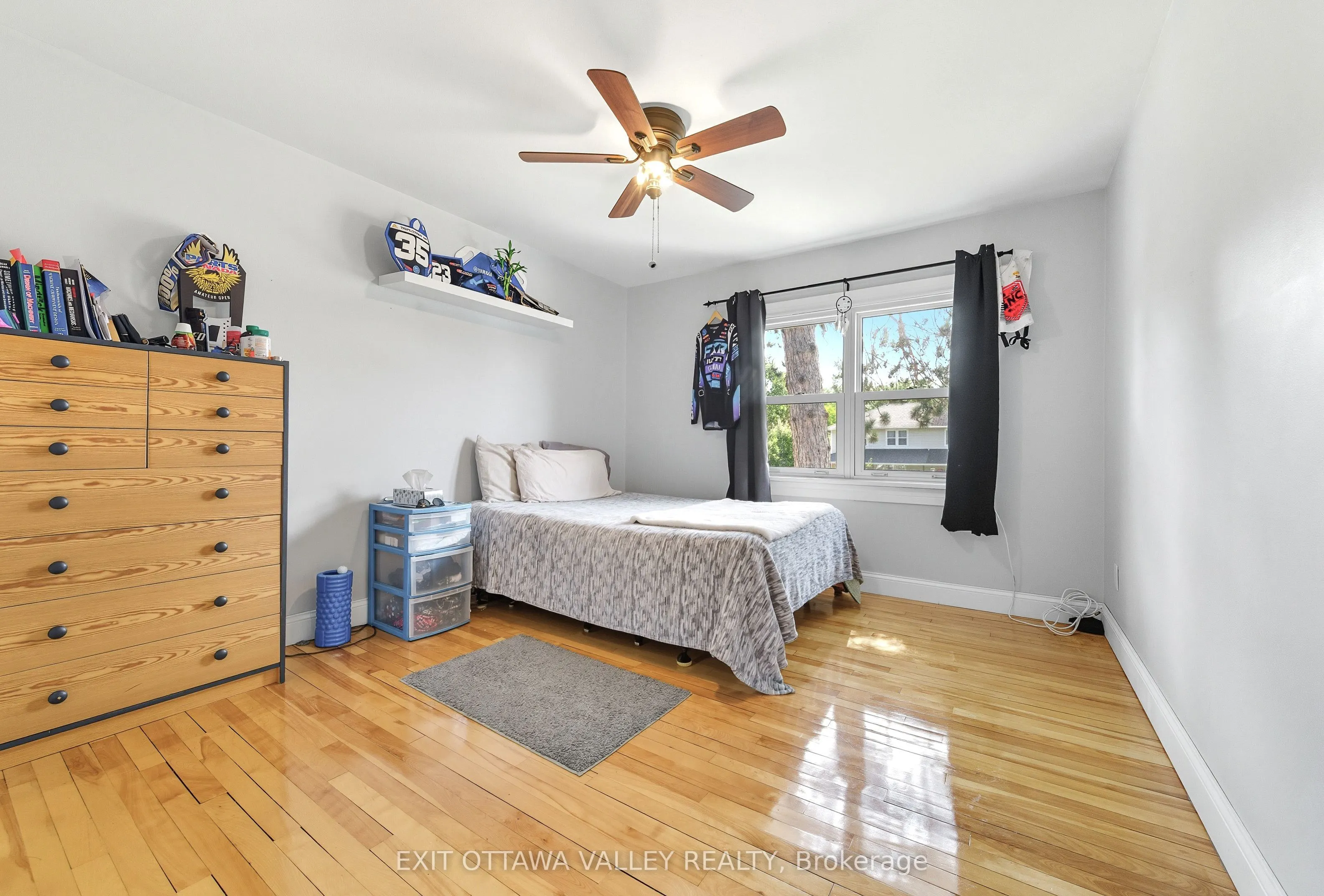6 Faraday Crescent