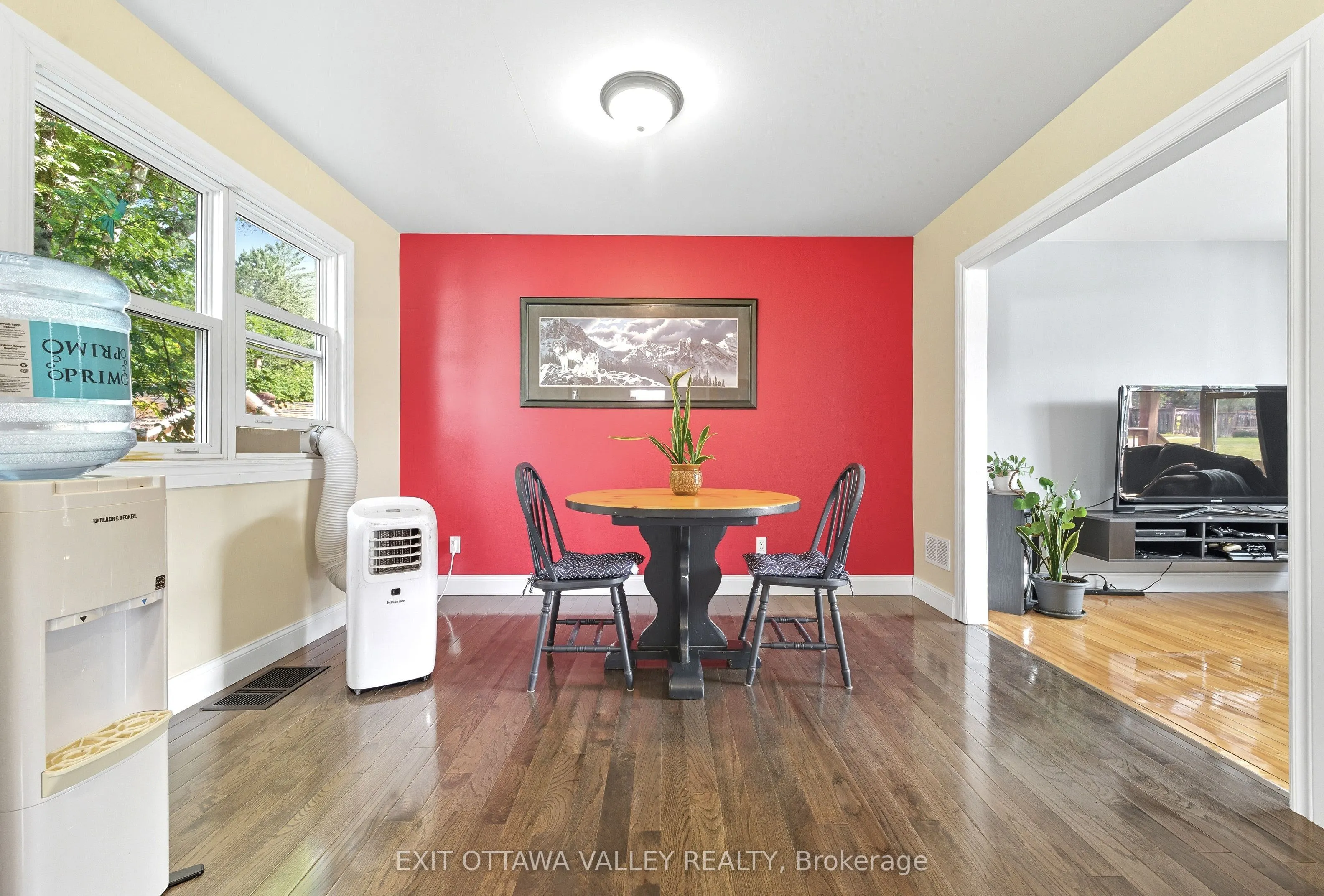 6 Faraday Crescent