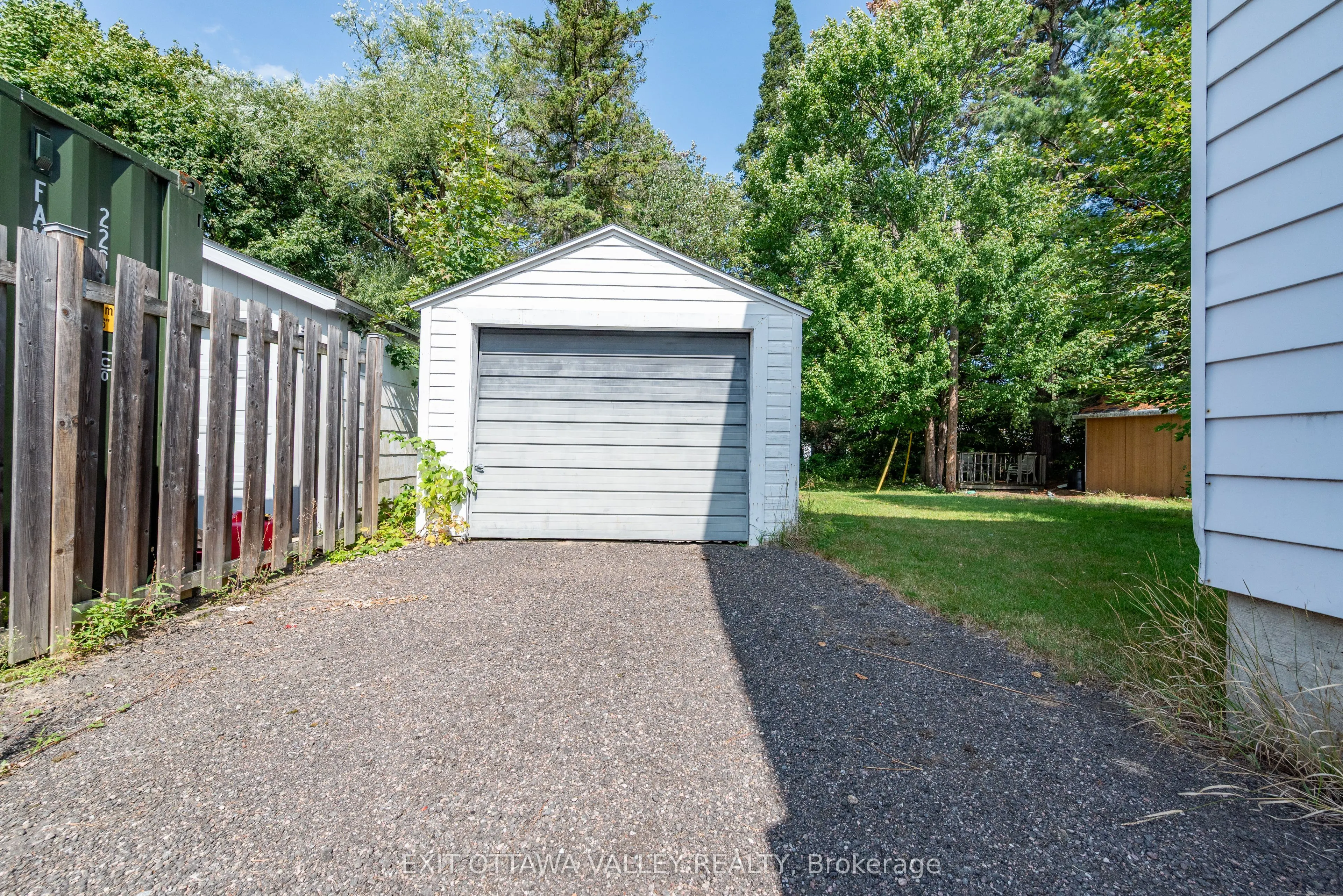6 Faraday Crescent