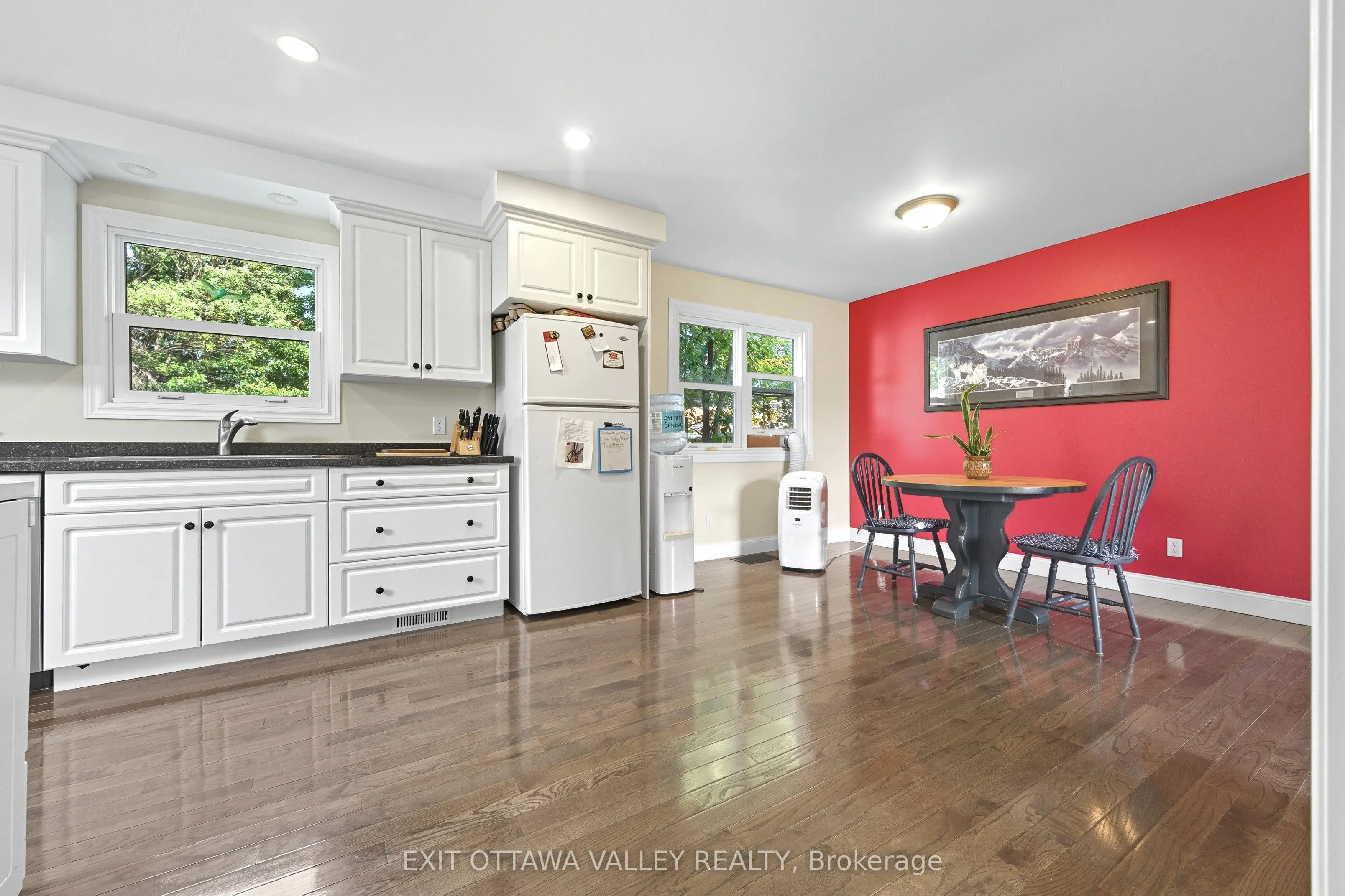 6 Faraday Crescent