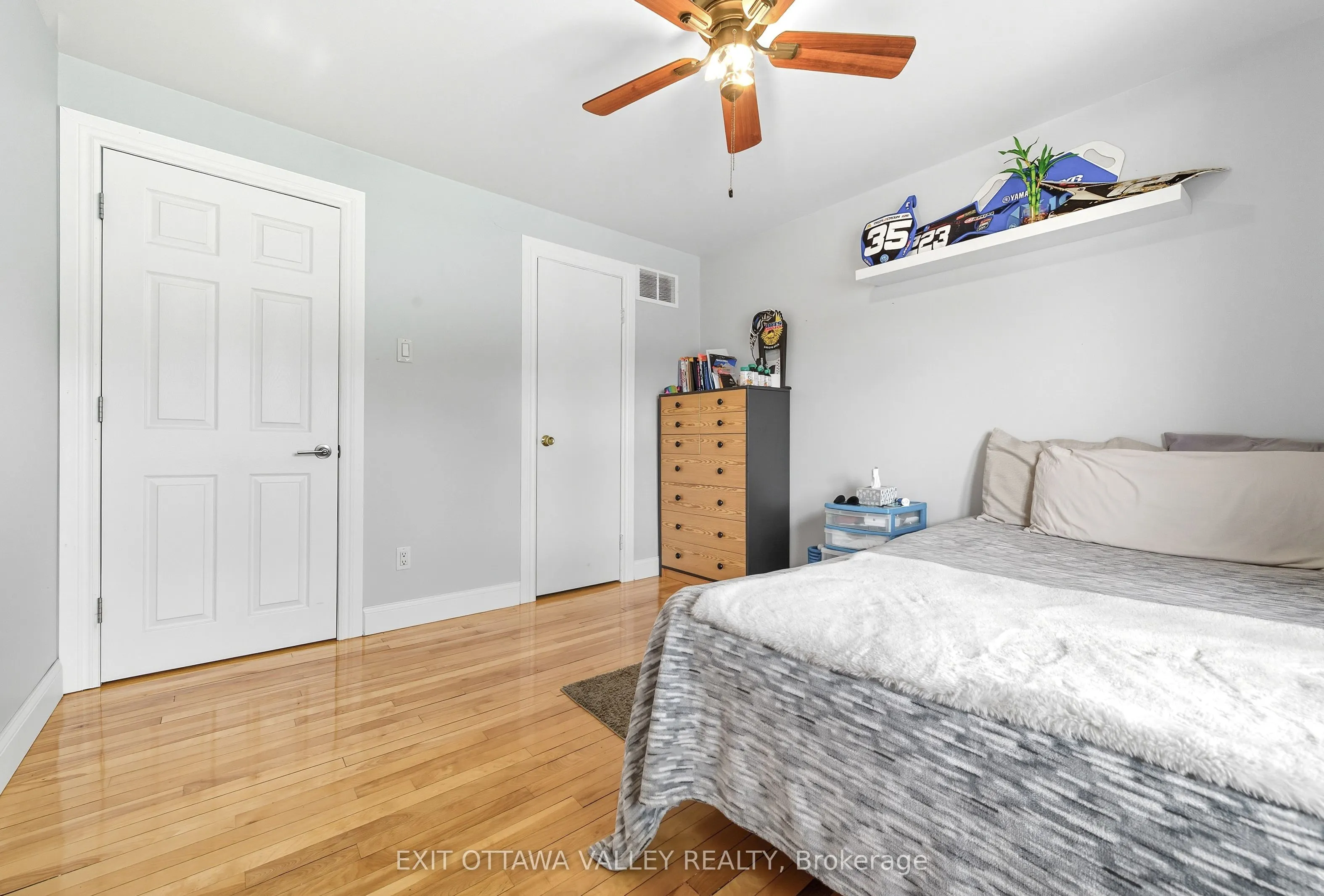 6 Faraday Crescent