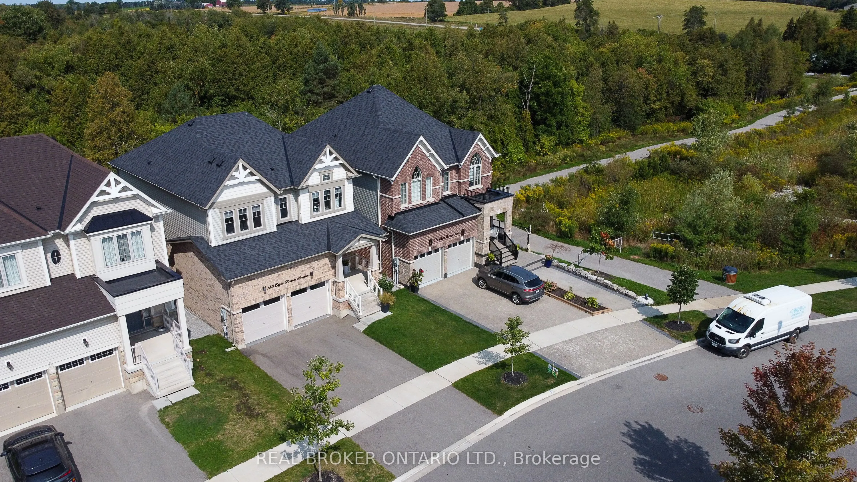180 Edgar Bonner Avenue