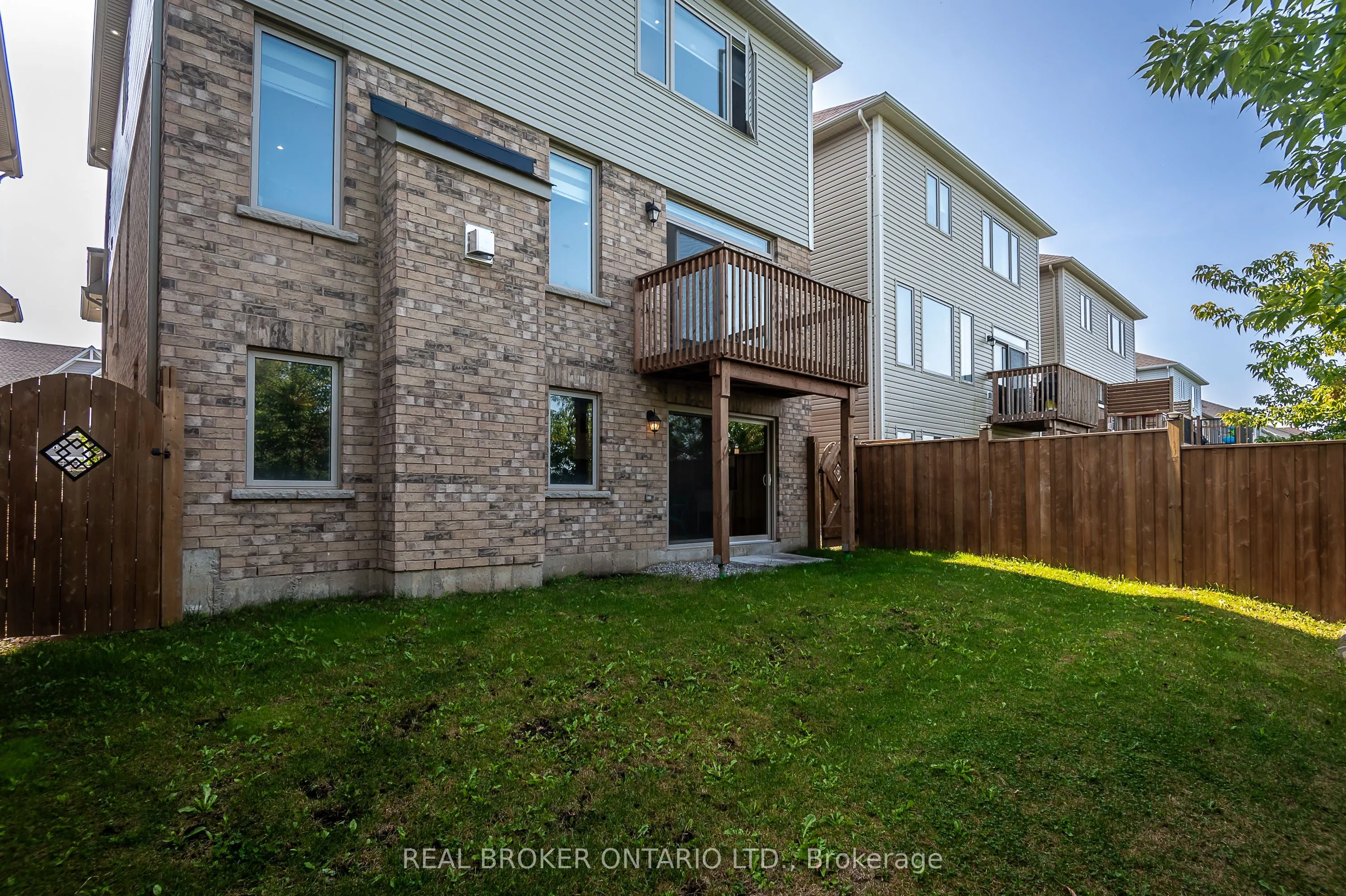 180 Edgar Bonner Avenue