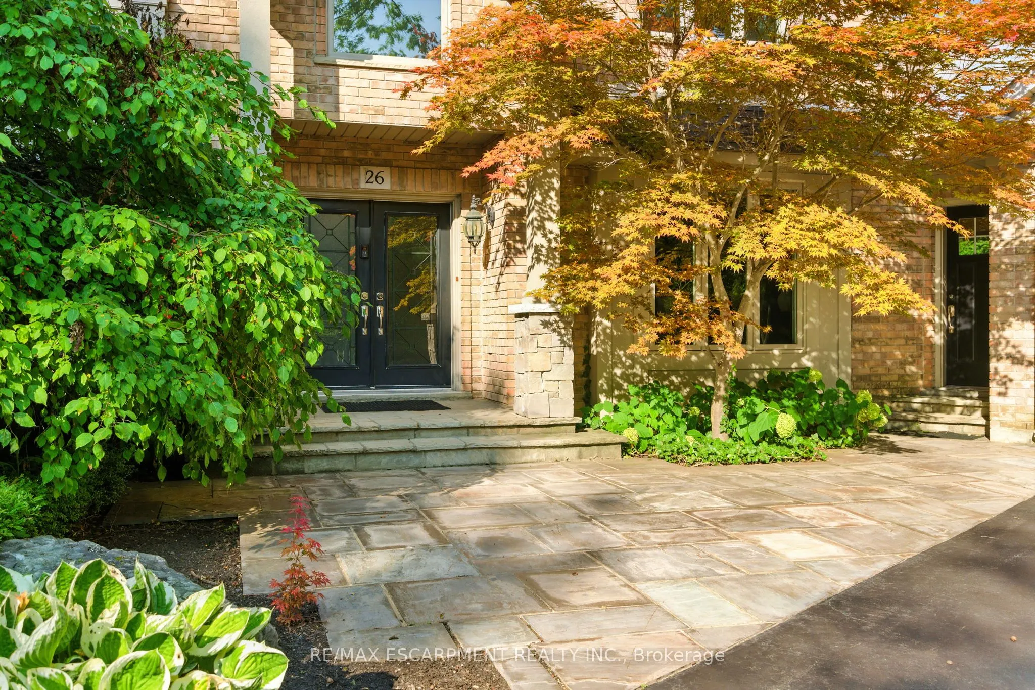 26 PARKSHORE Place