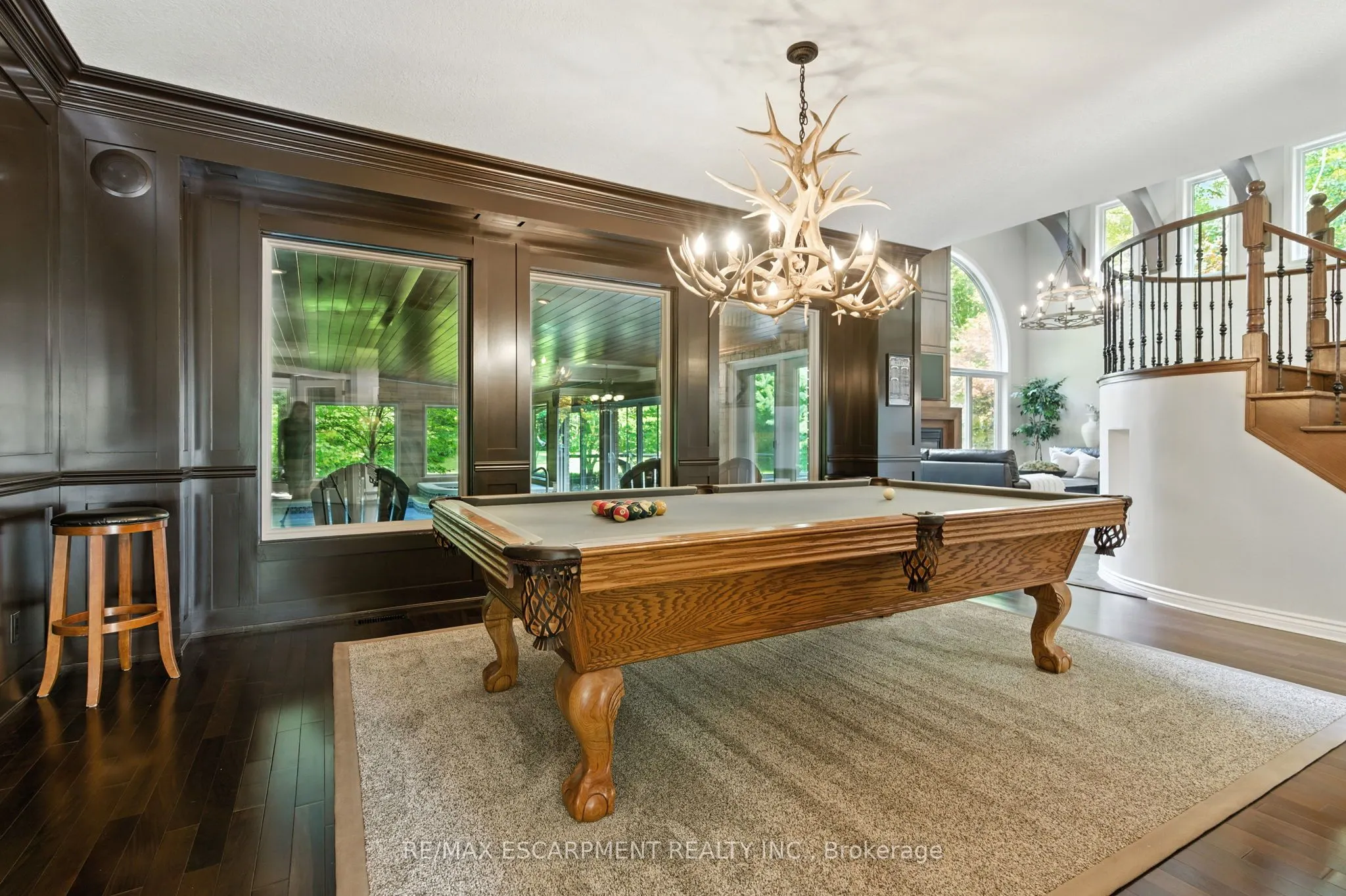 26 PARKSHORE Place