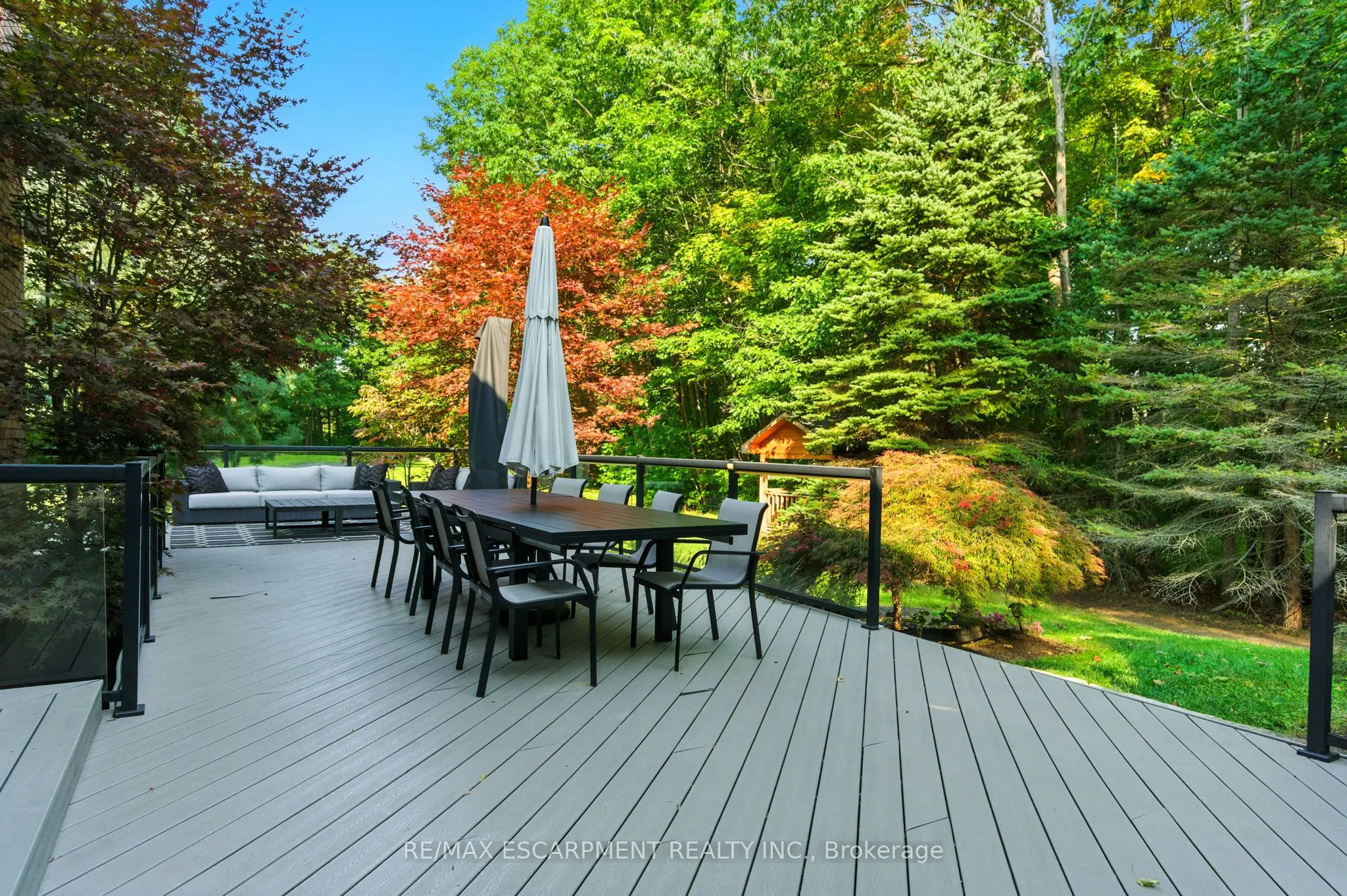 26 PARKSHORE Place