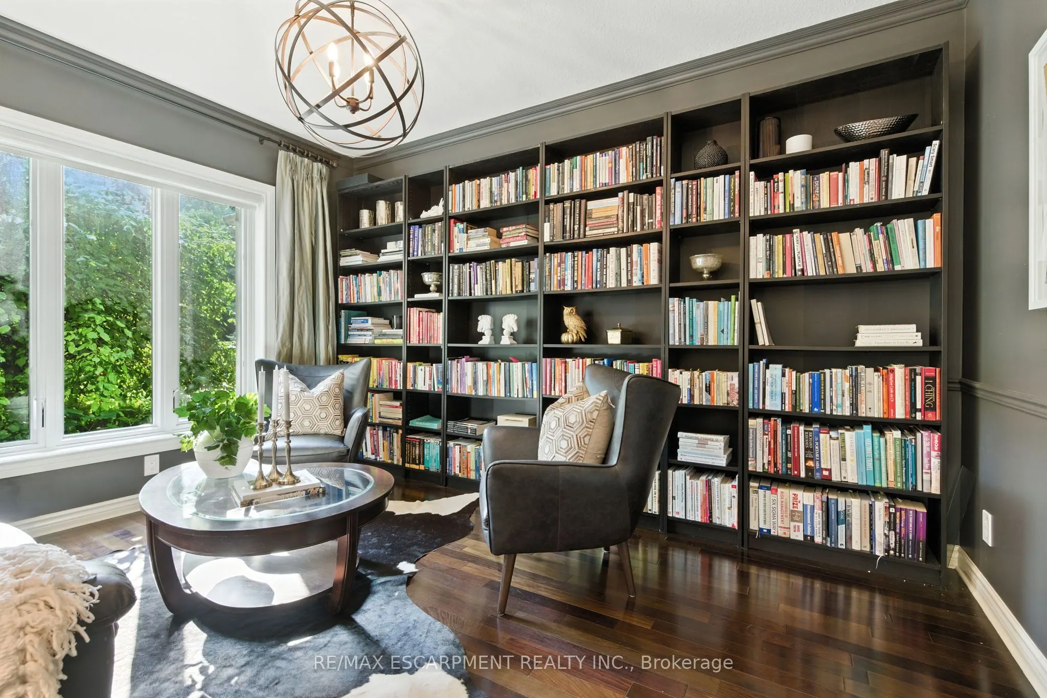 26 PARKSHORE Place