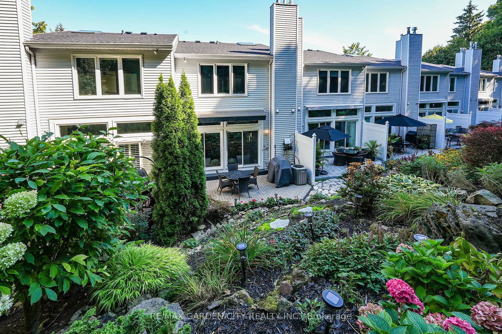 177 Main Street W, #8