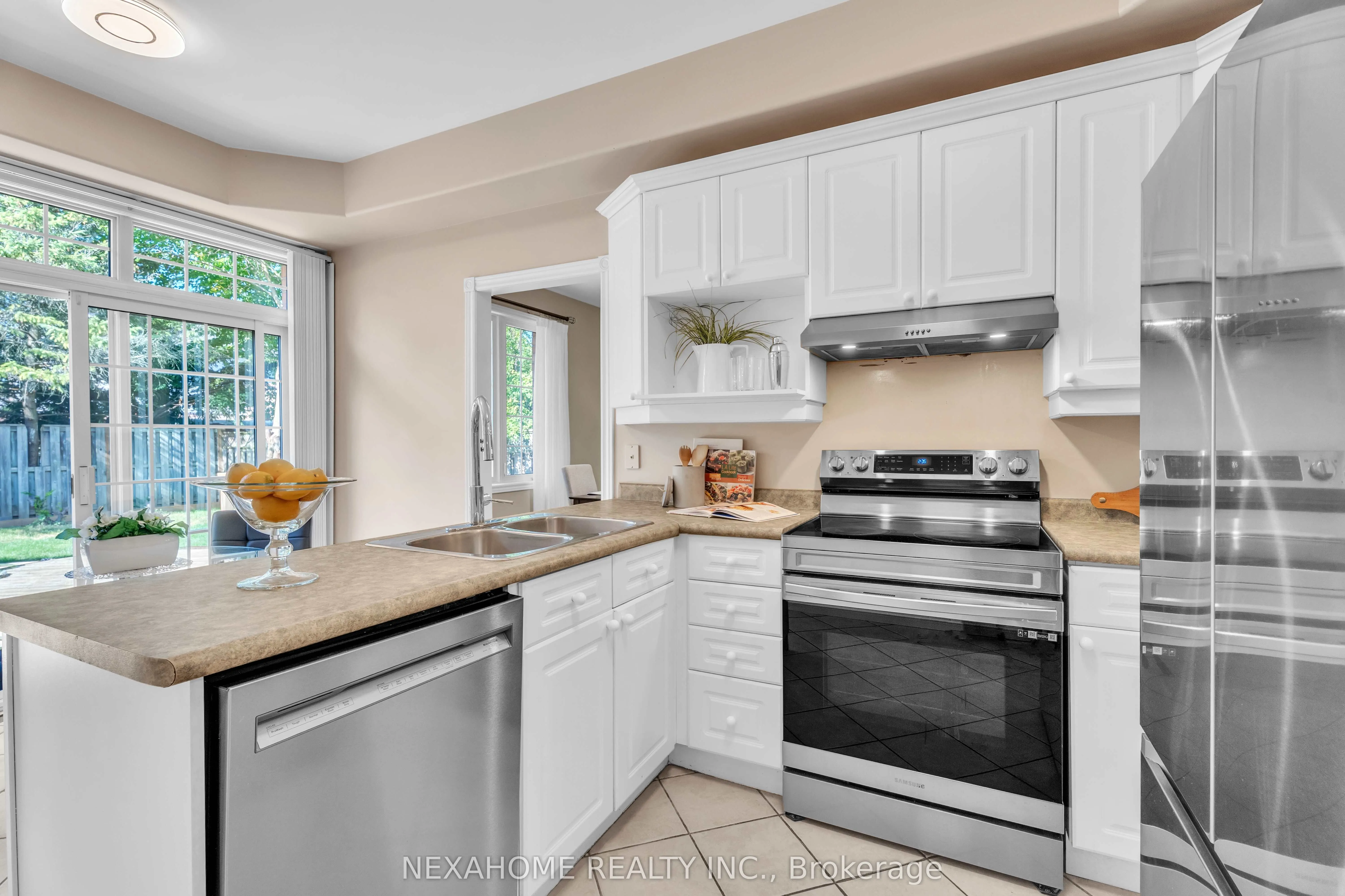 64 Hesketh Street