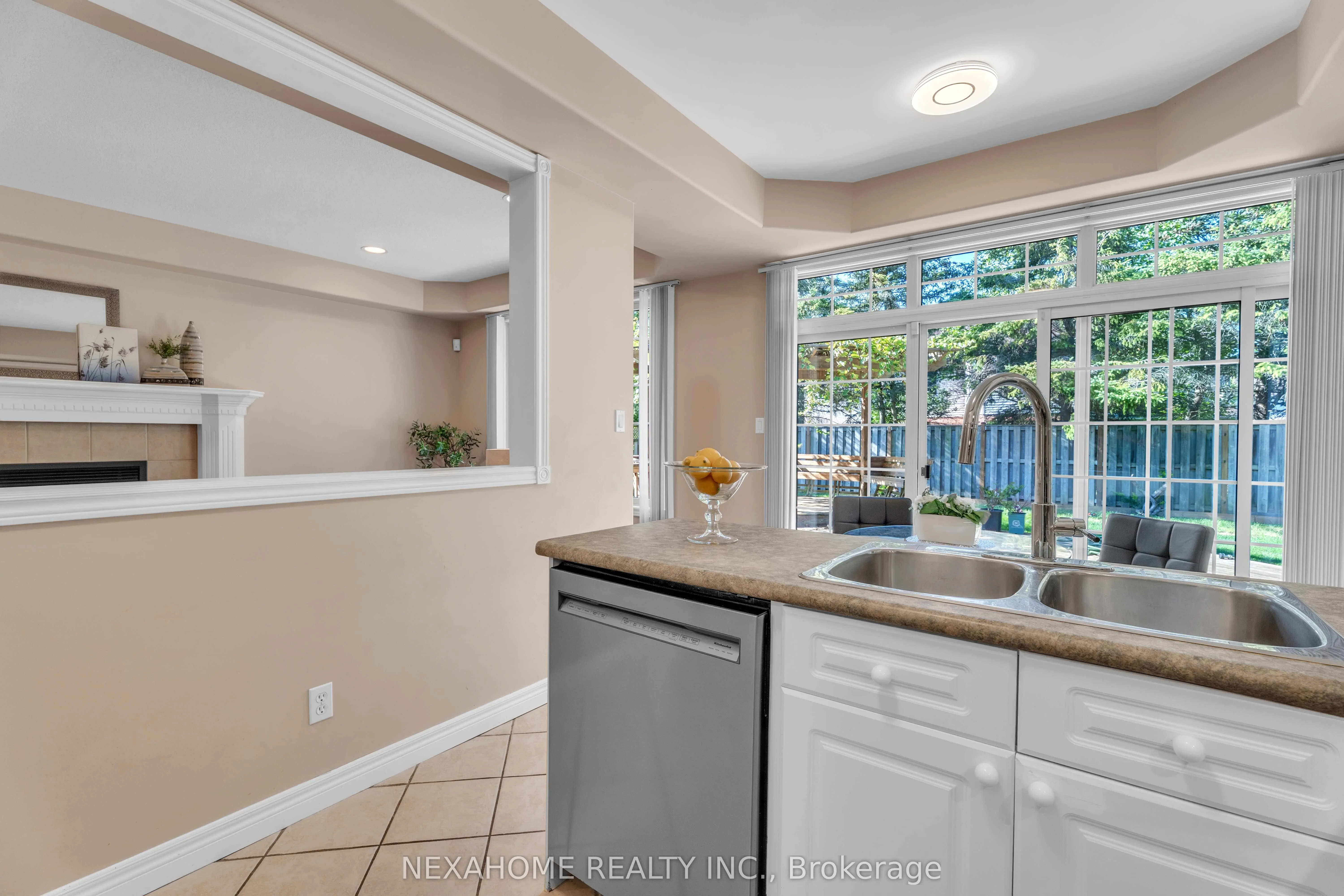 64 Hesketh Street