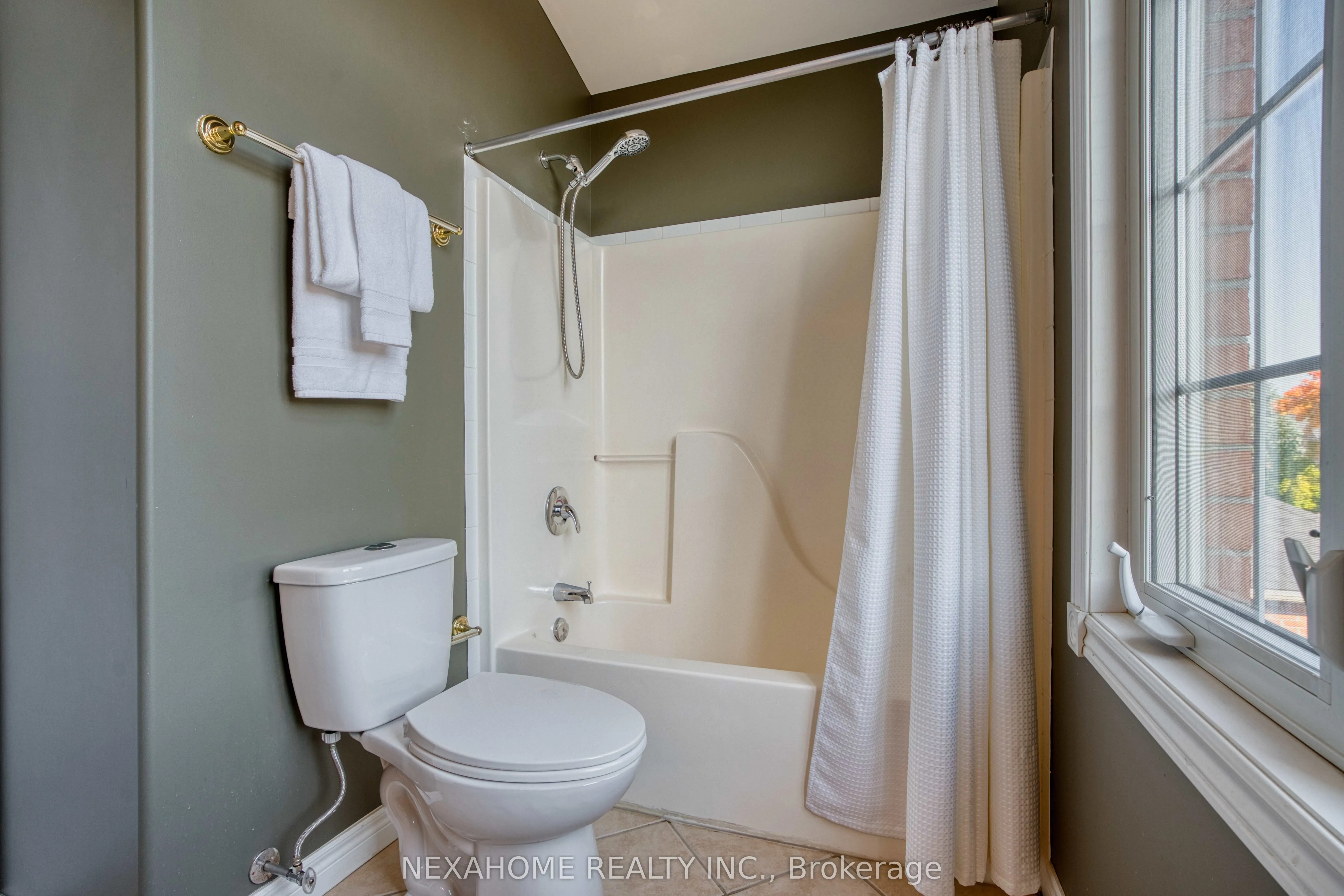 64 Hesketh Street