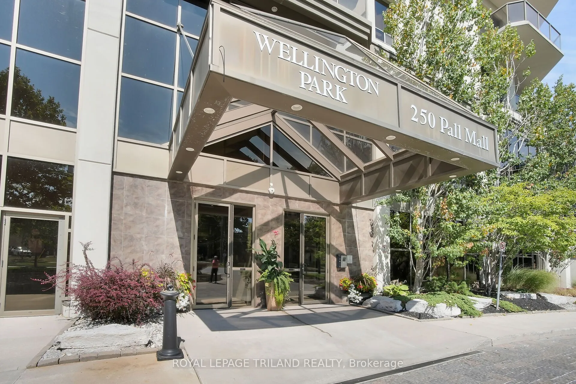 250 PALL MALL Street, #1206