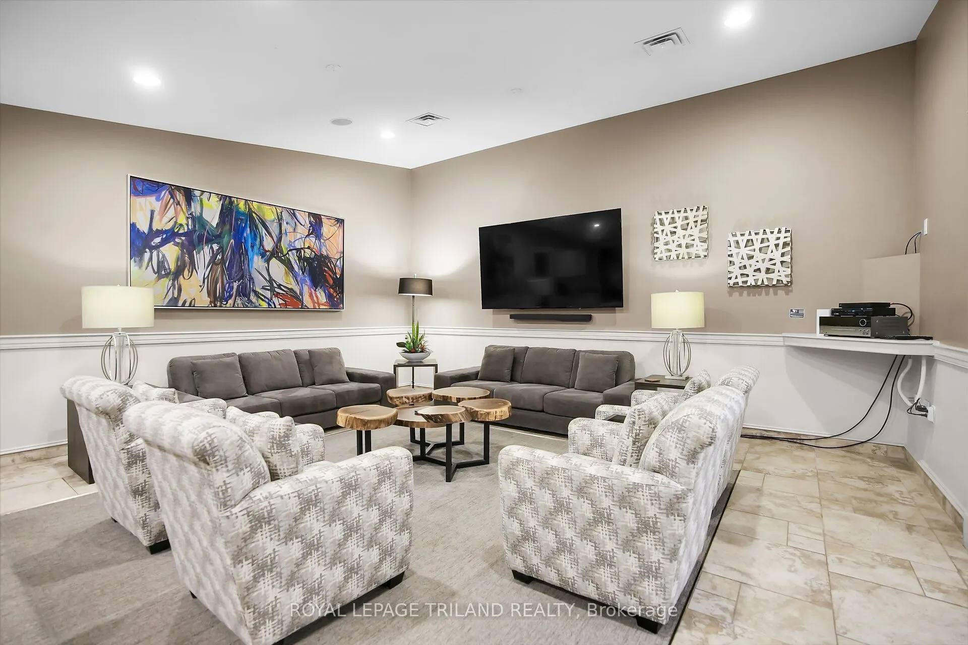 250 PALL MALL Street, #1206