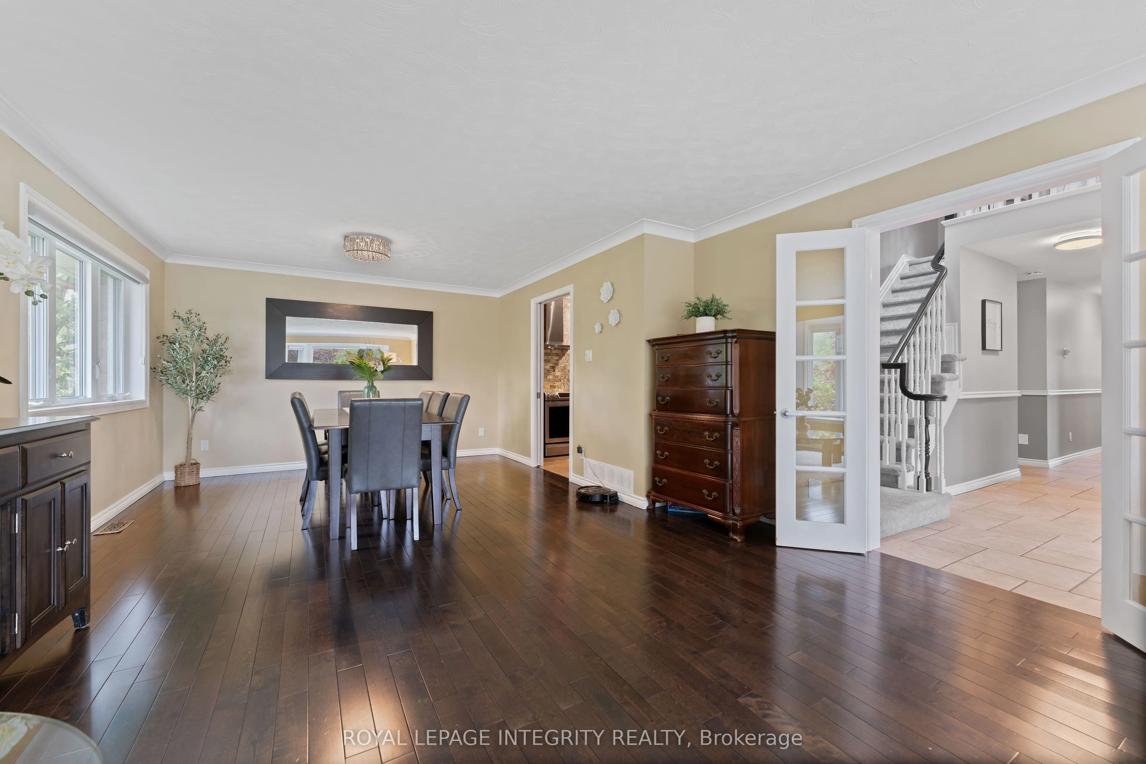1893 Rideau Road