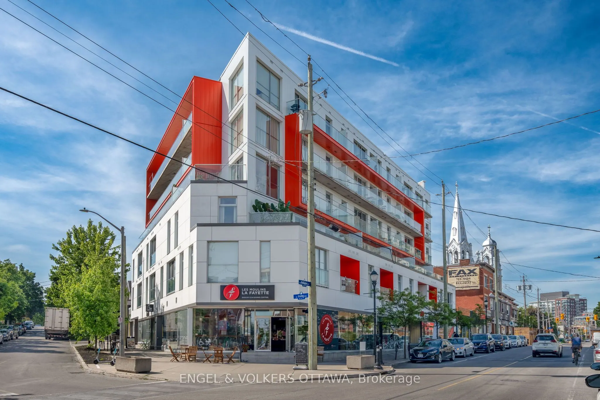 1000 WELLINGTON Street W, #210