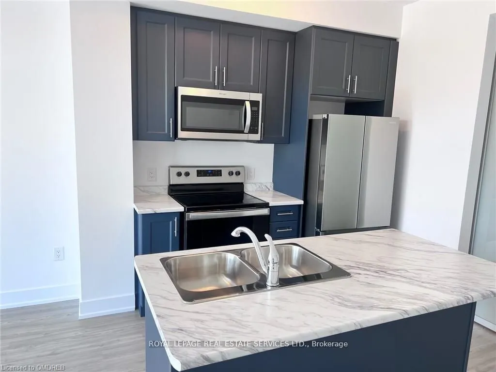 460 Dundas Street E, #329
