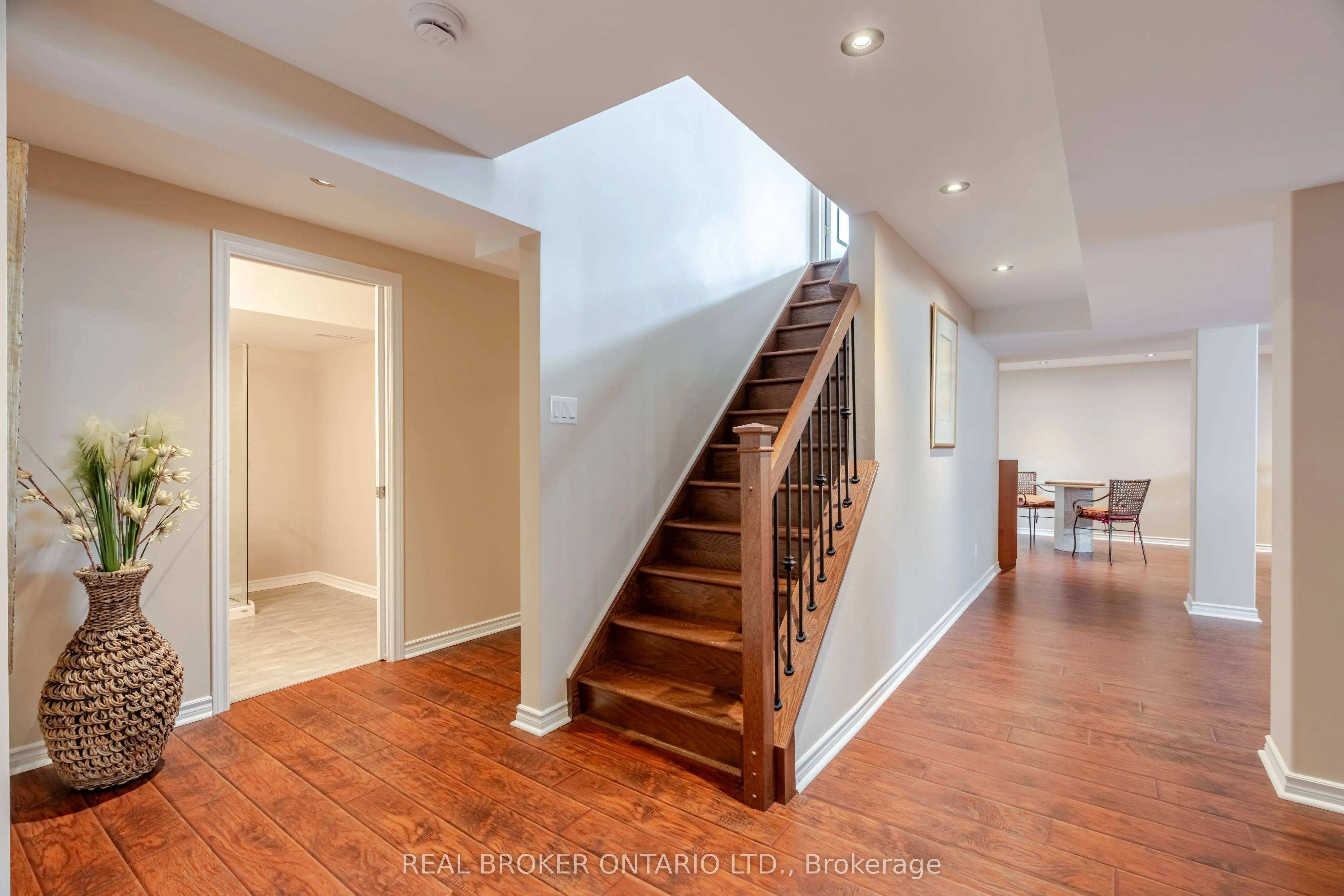 49 Allanford Avenue