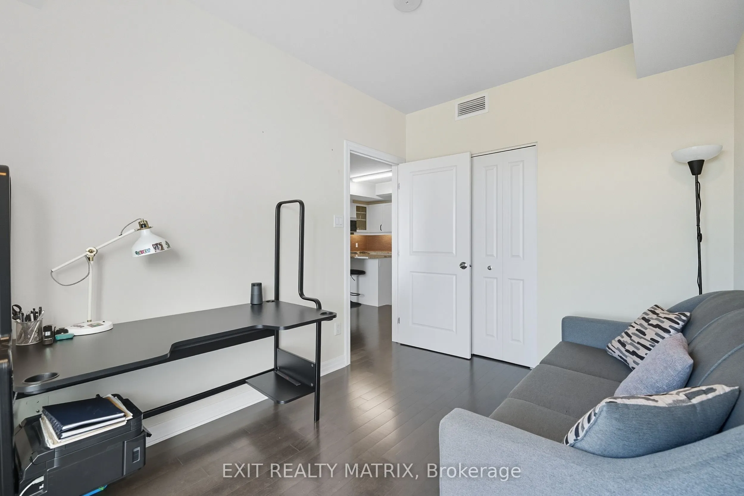195 Besserer Street, #2803