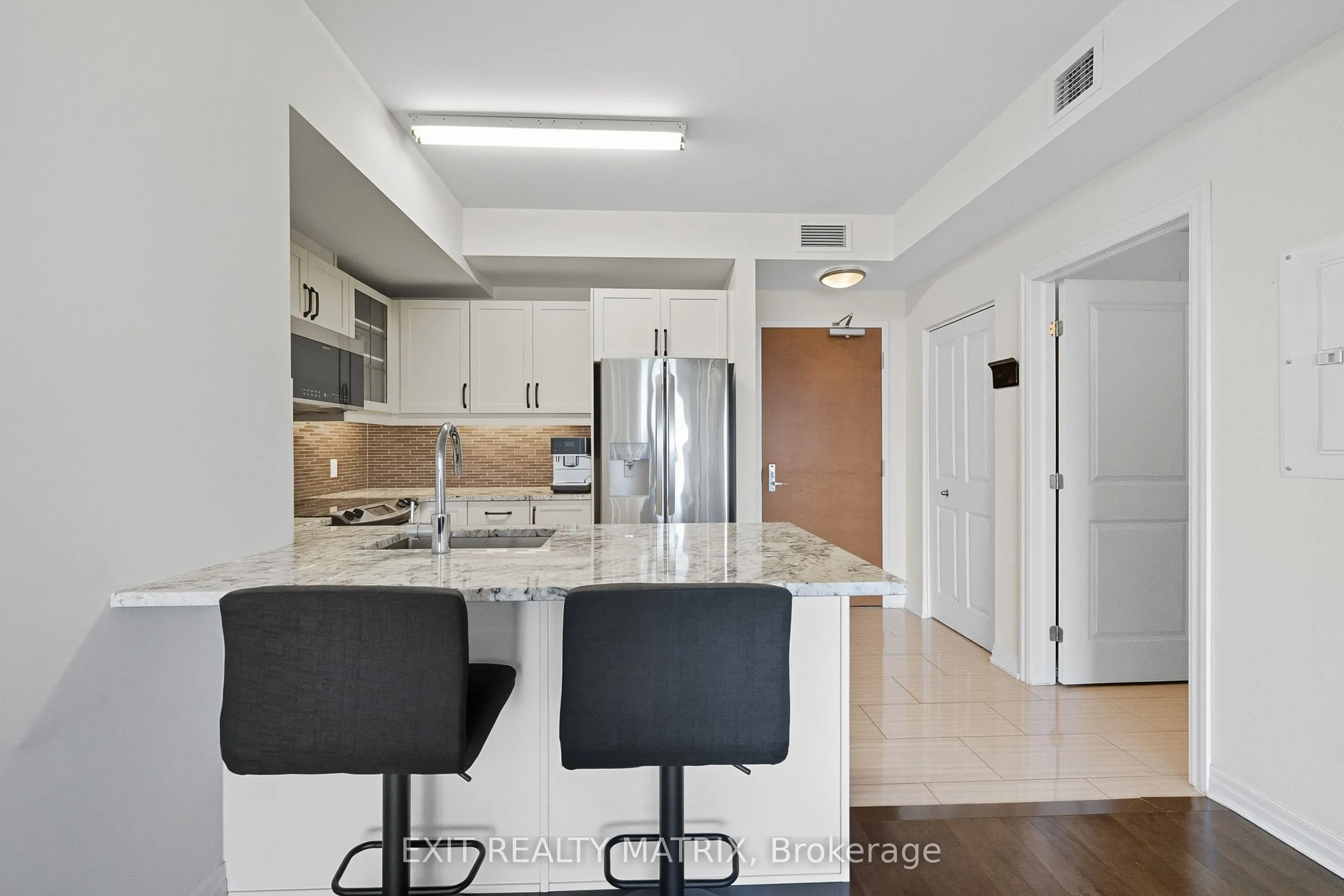 195 Besserer Street, #2803