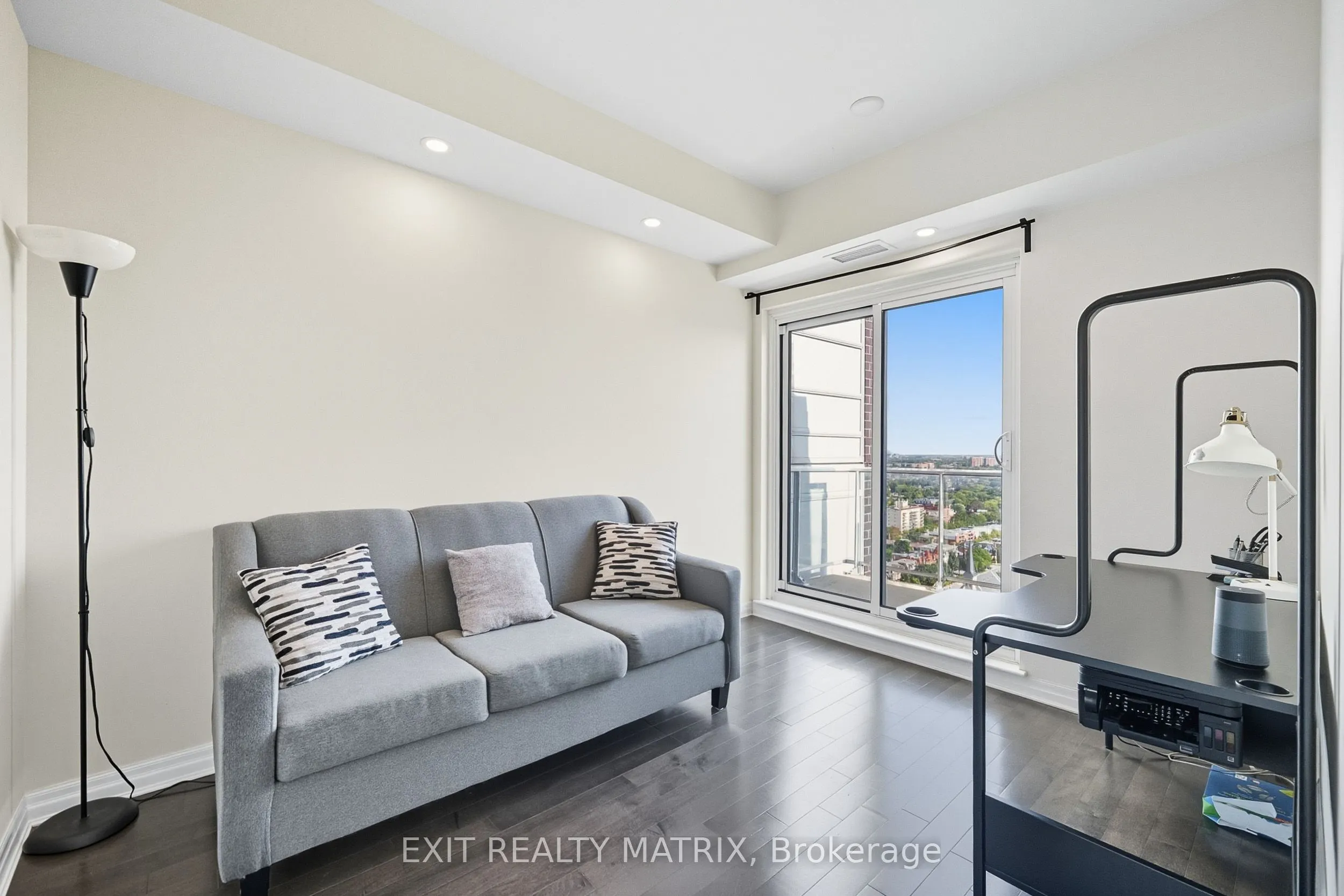 195 Besserer Street, #2803