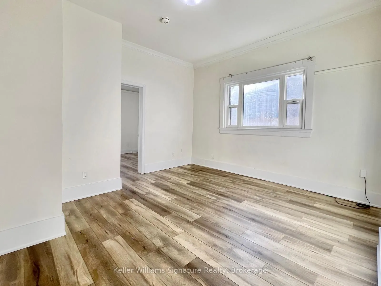 287 Hunter Street E, #1