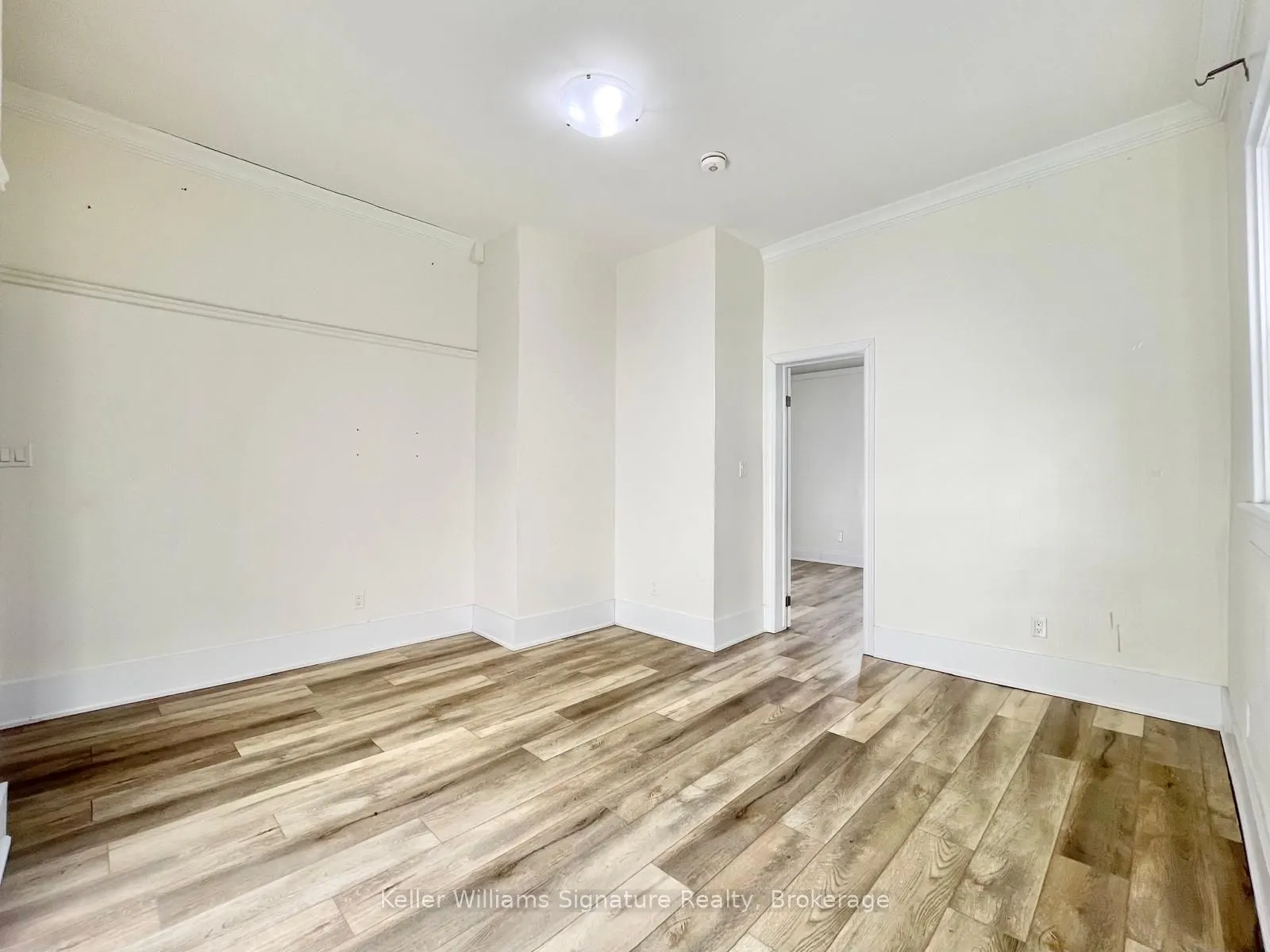 287 Hunter Street E, #1