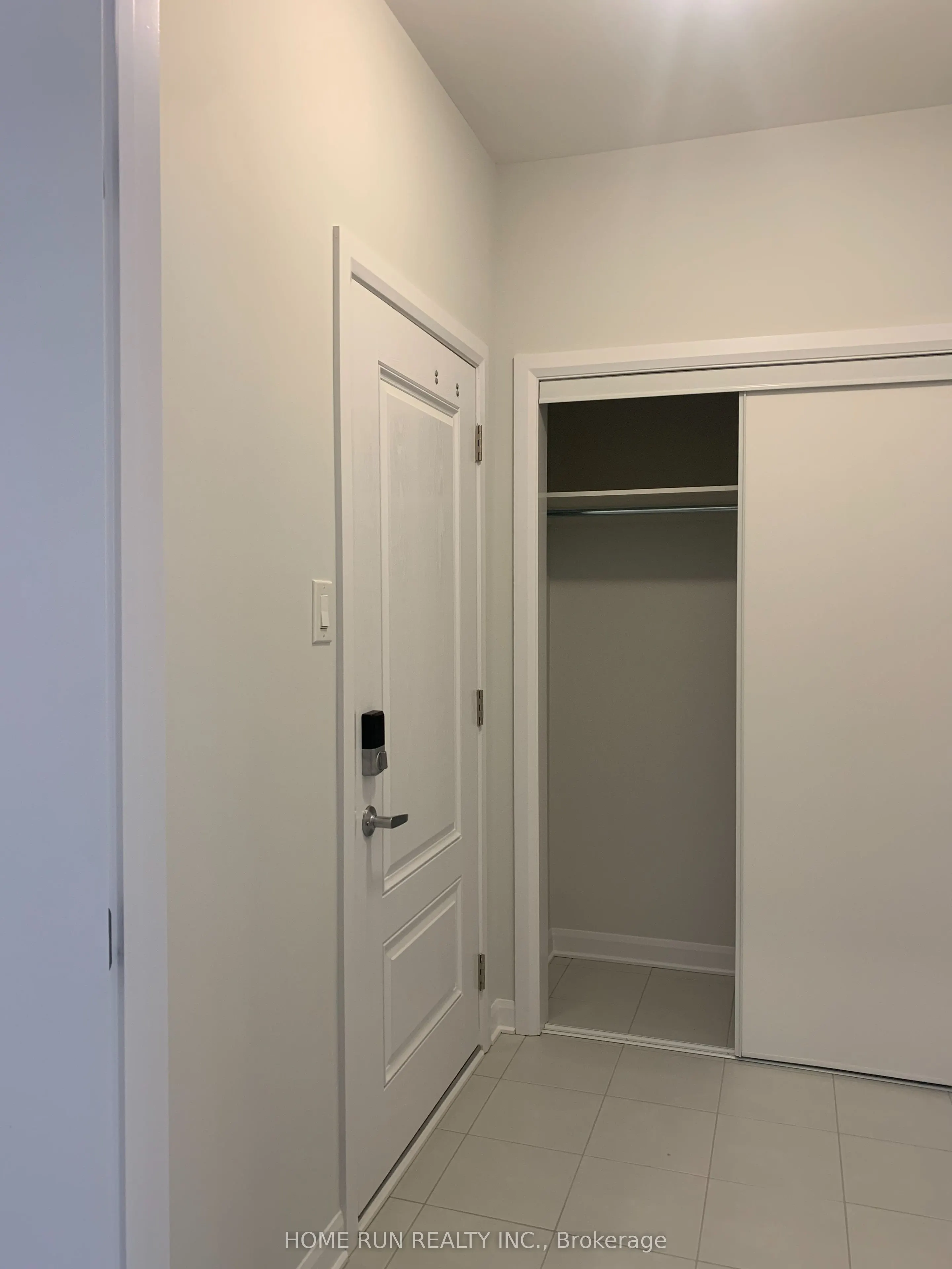 287 Elsie Macgill Walk