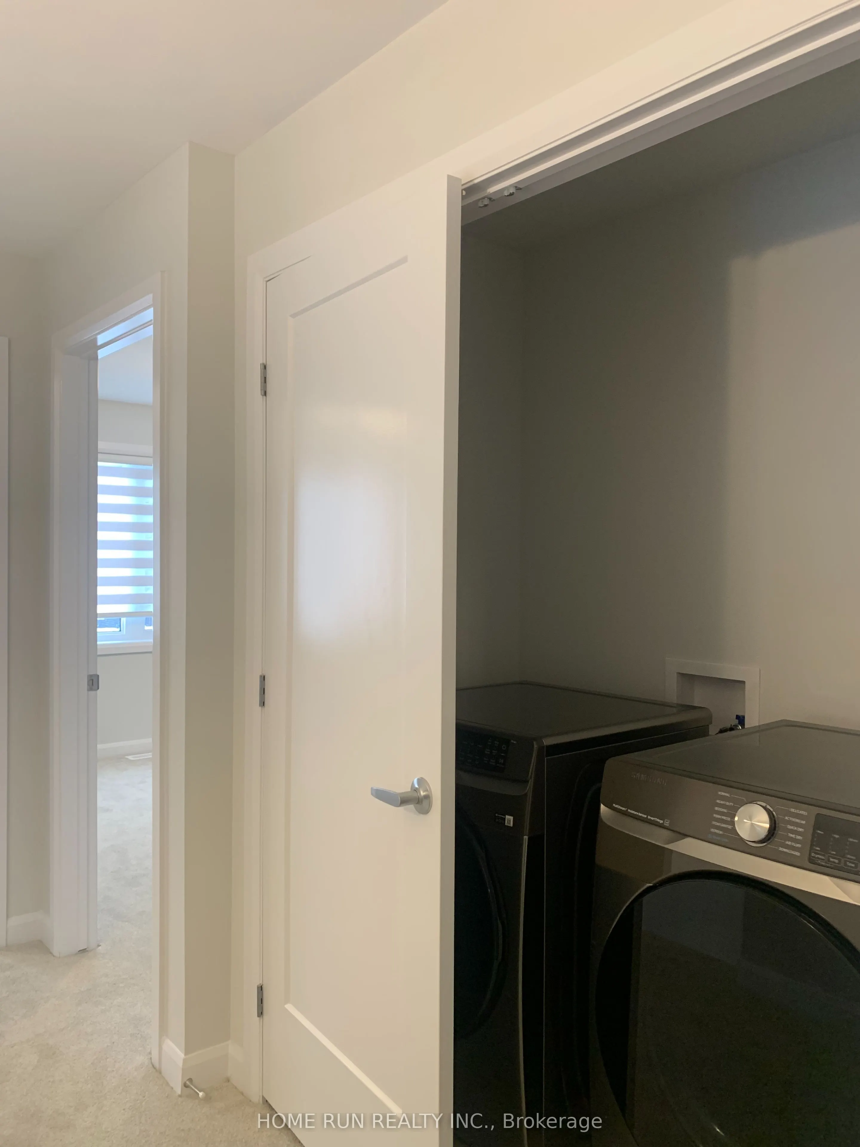 287 Elsie Macgill Walk