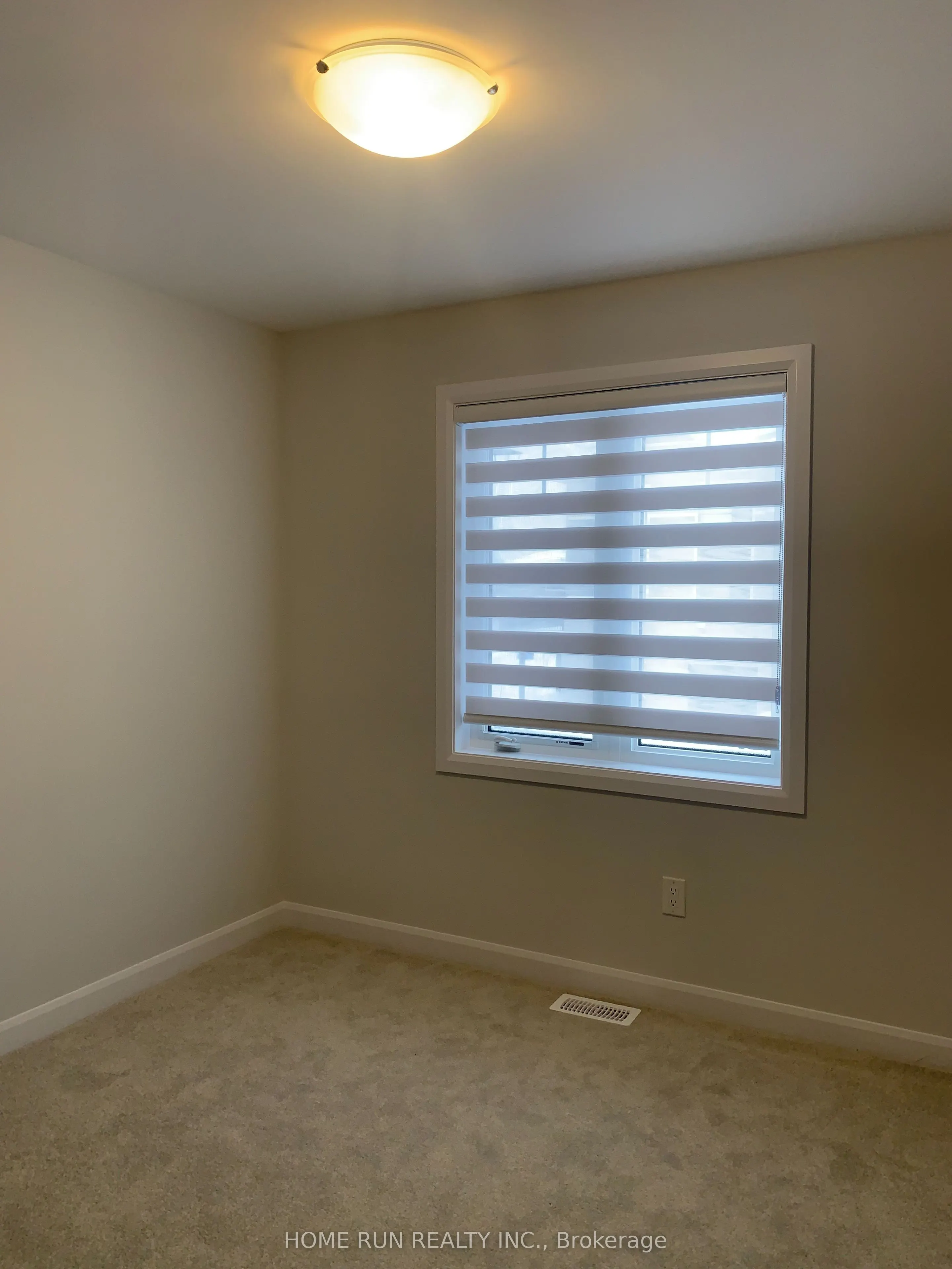 287 Elsie Macgill Walk