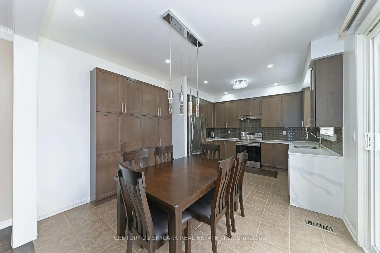 24 Dalton Drive