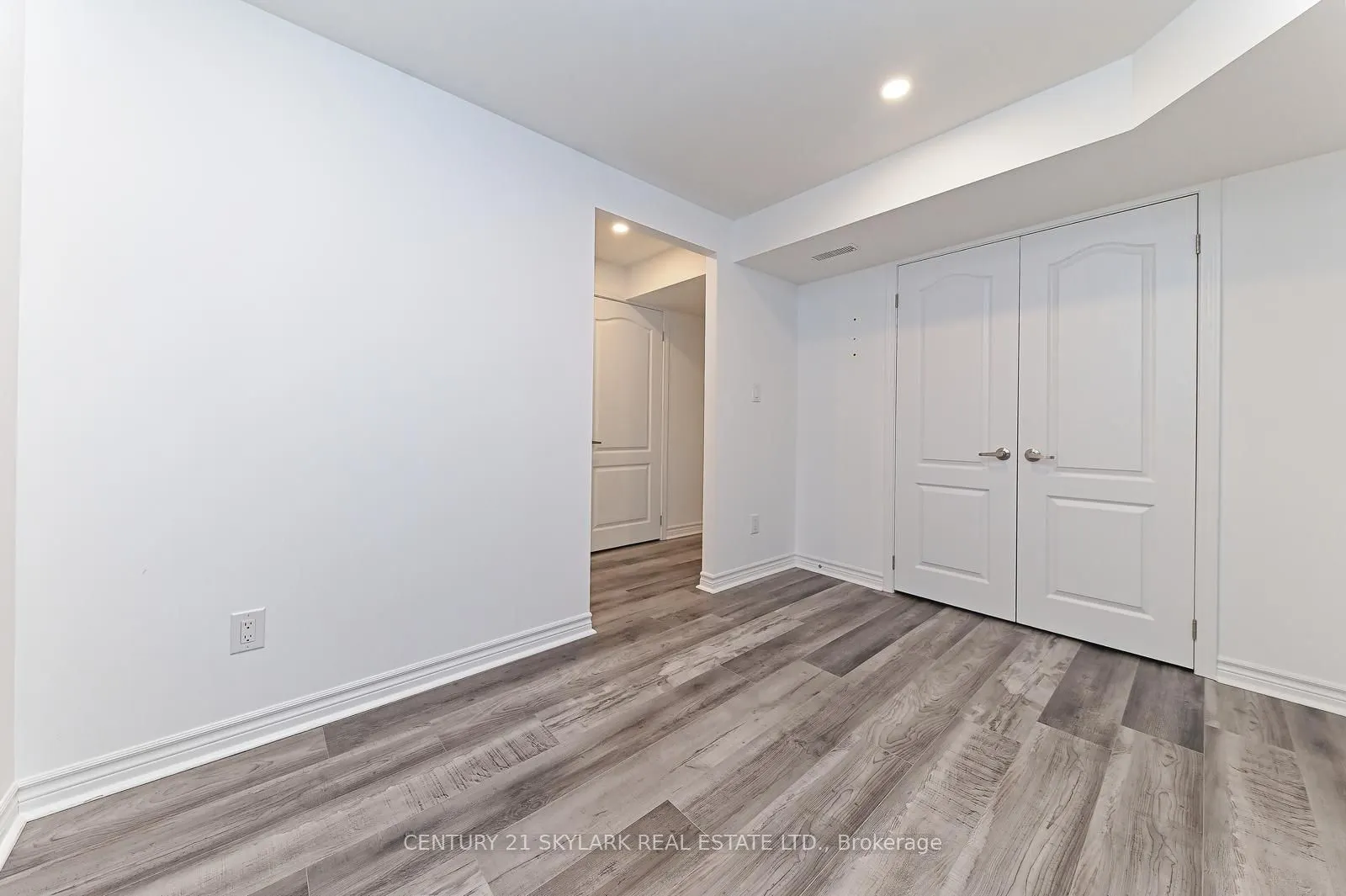24 Dalton Drive